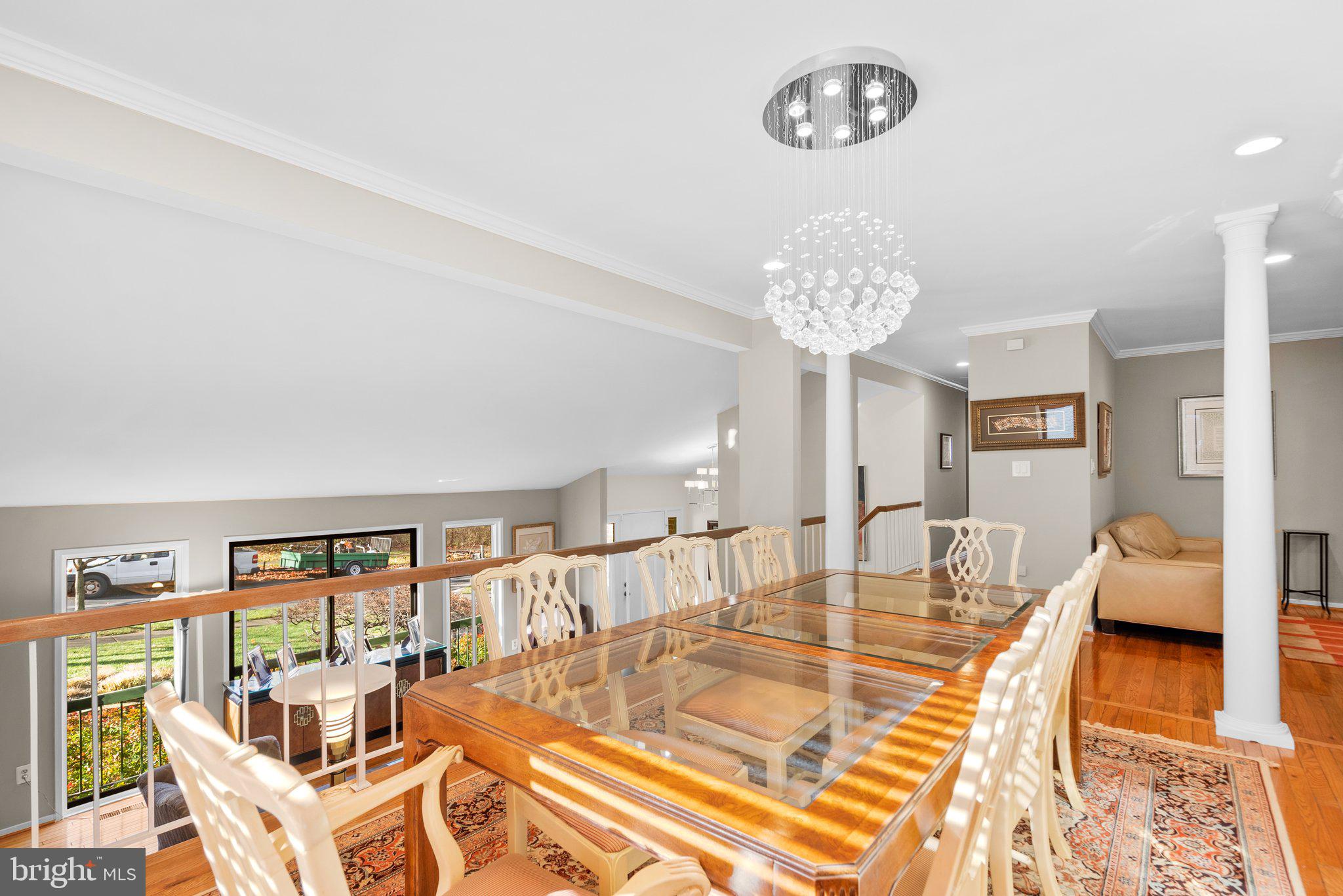 4 Arlive COURT