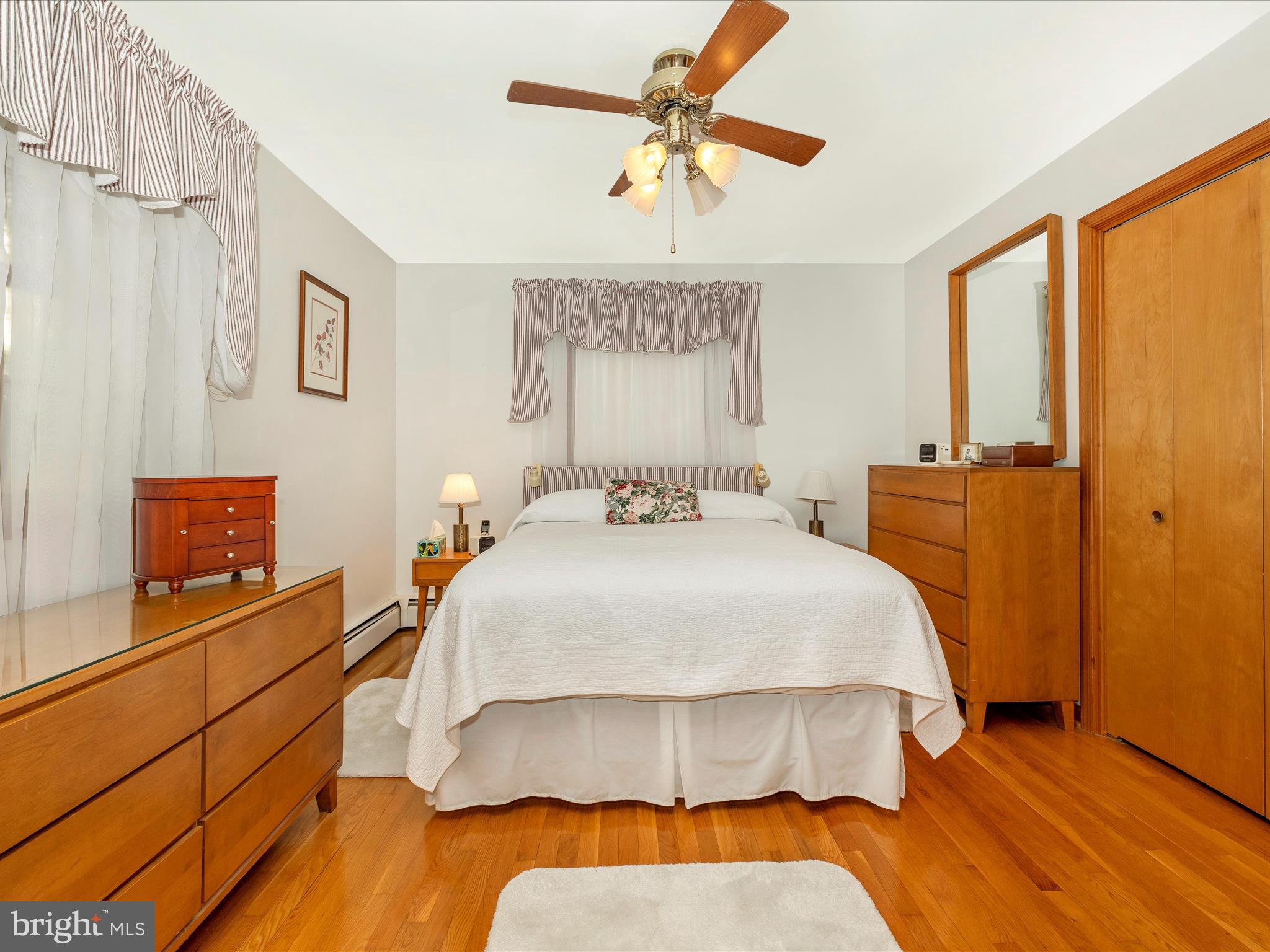 24412 Kakae DRIVE