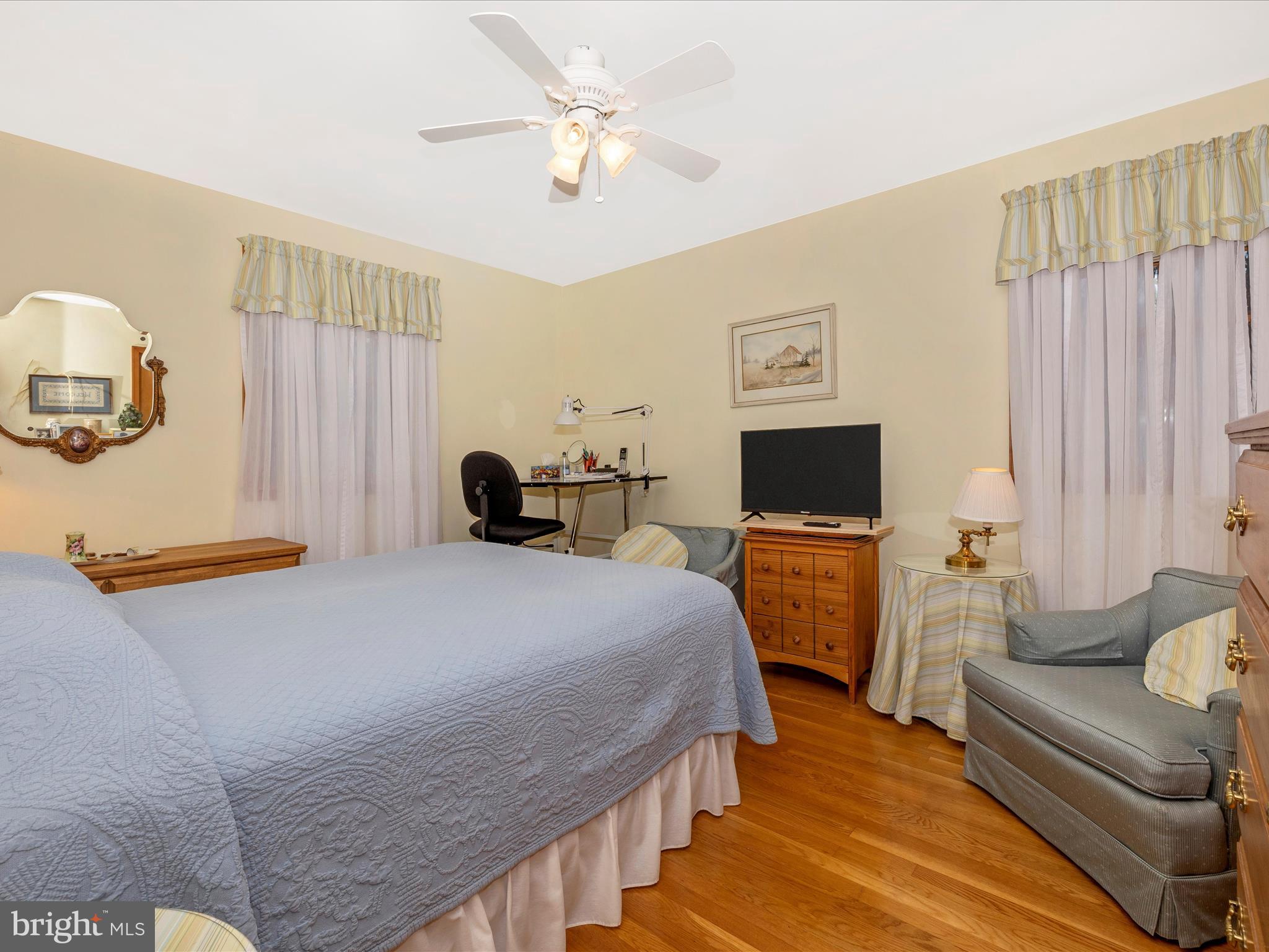 24412 Kakae DRIVE