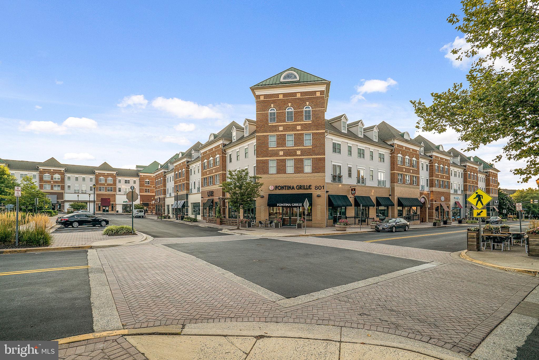 311 Garden View SQUARE