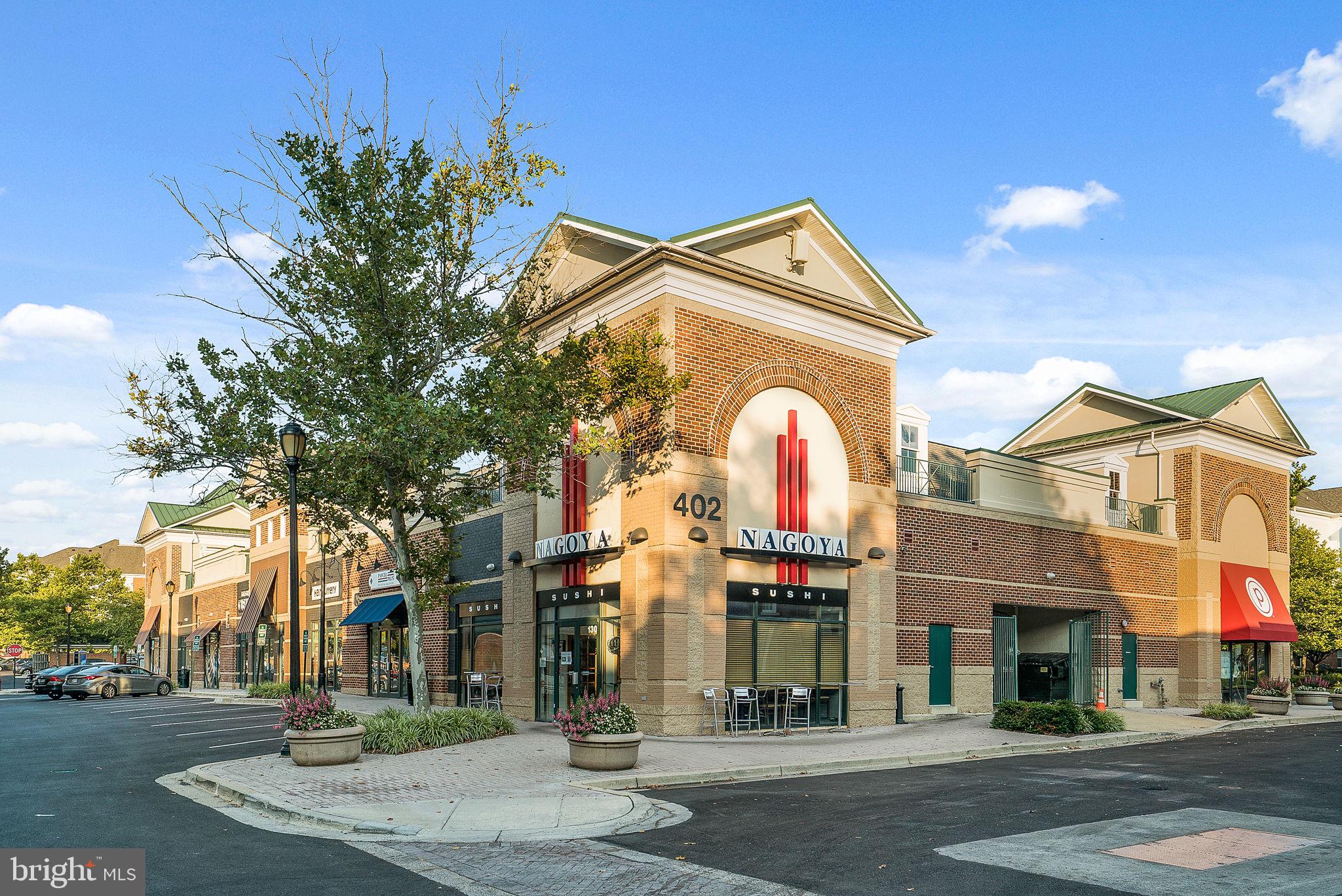 311 Garden View SQUARE