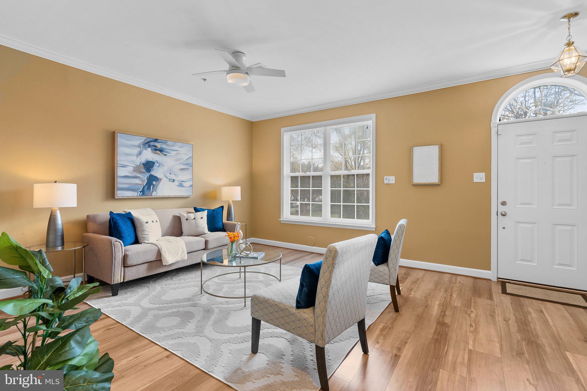 311 Garden View SQUARE