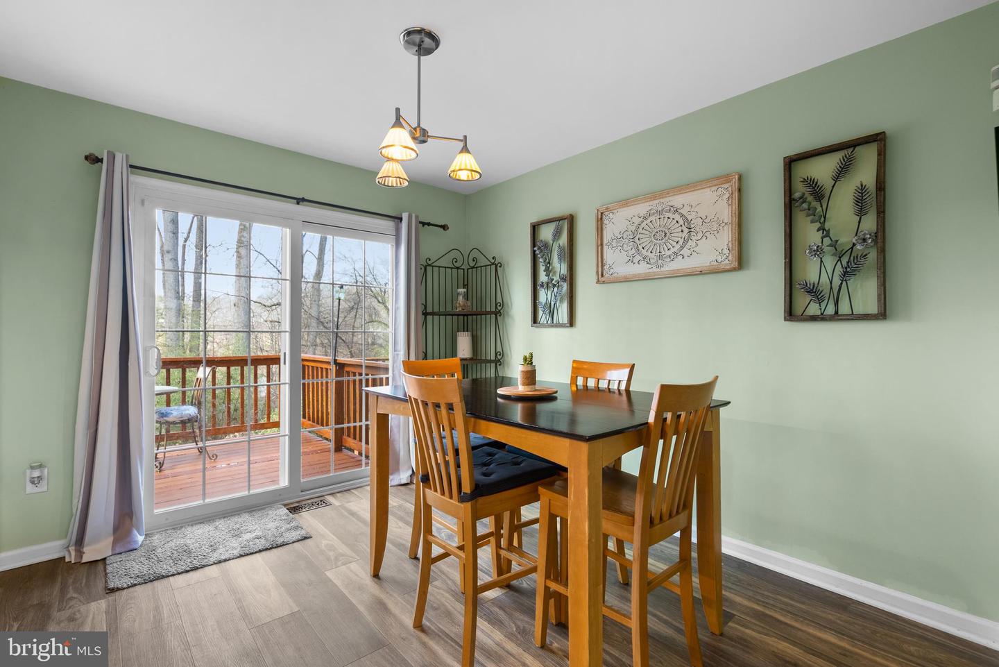 12144 Island View CIRCLE
