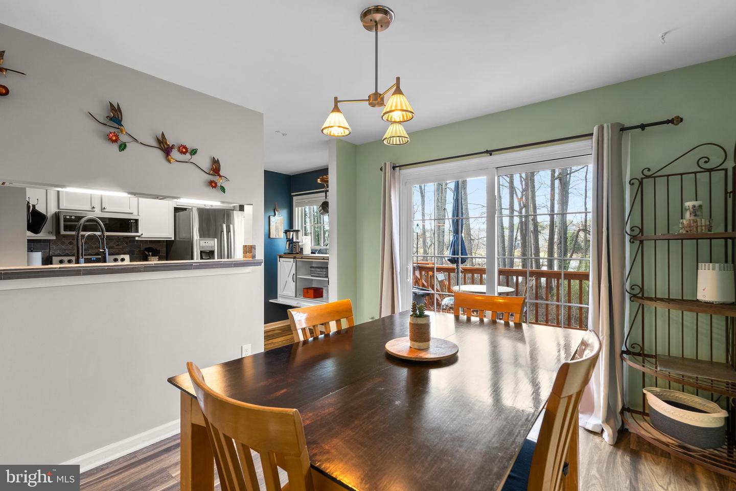 12144 Island View CIRCLE