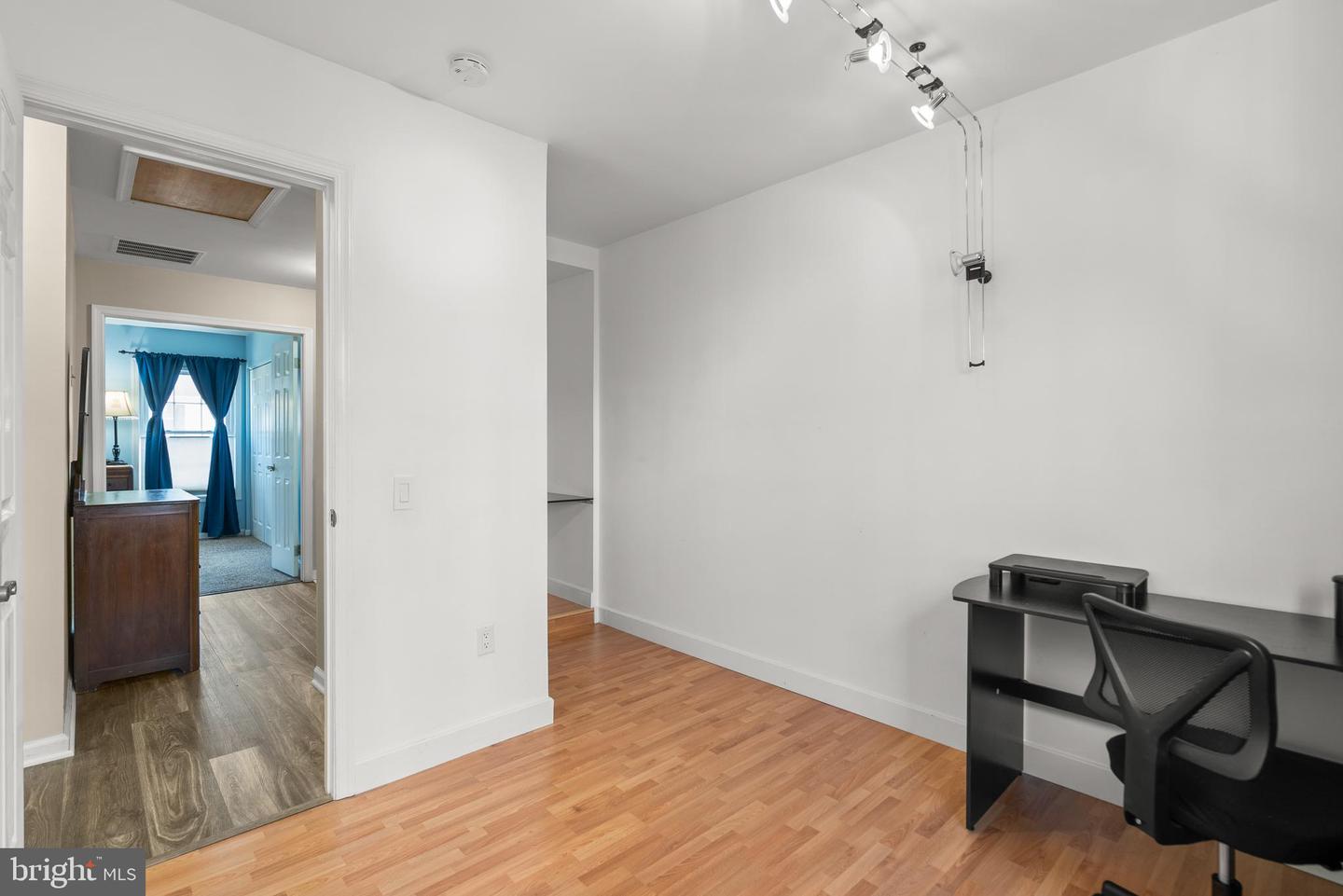 12144 Island View CIRCLE