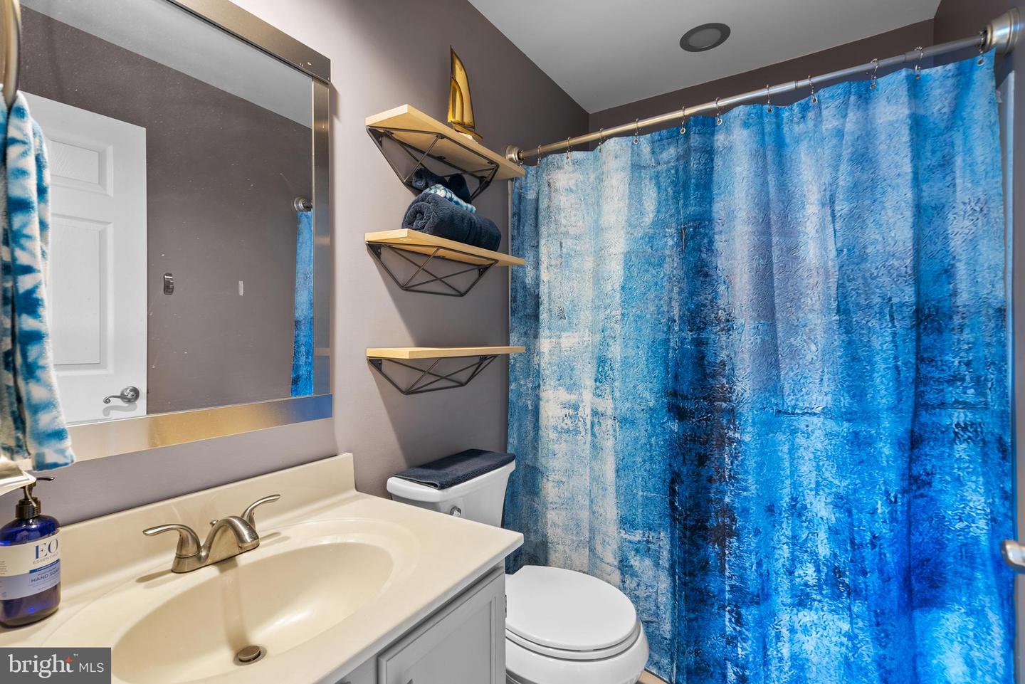 12144 Island View CIRCLE