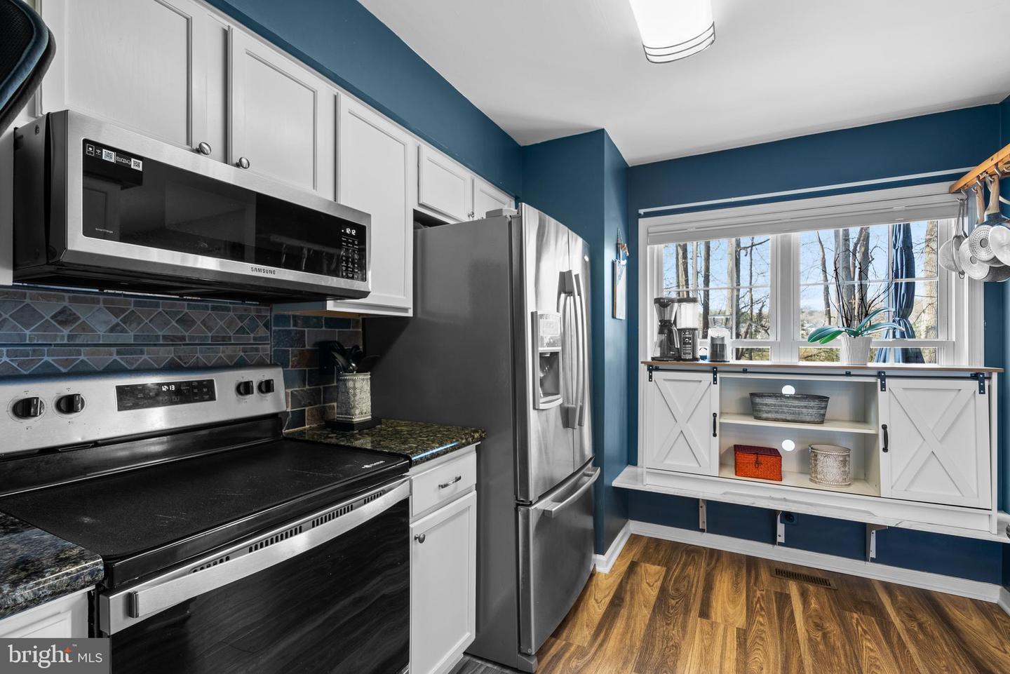 12144 Island View CIRCLE
