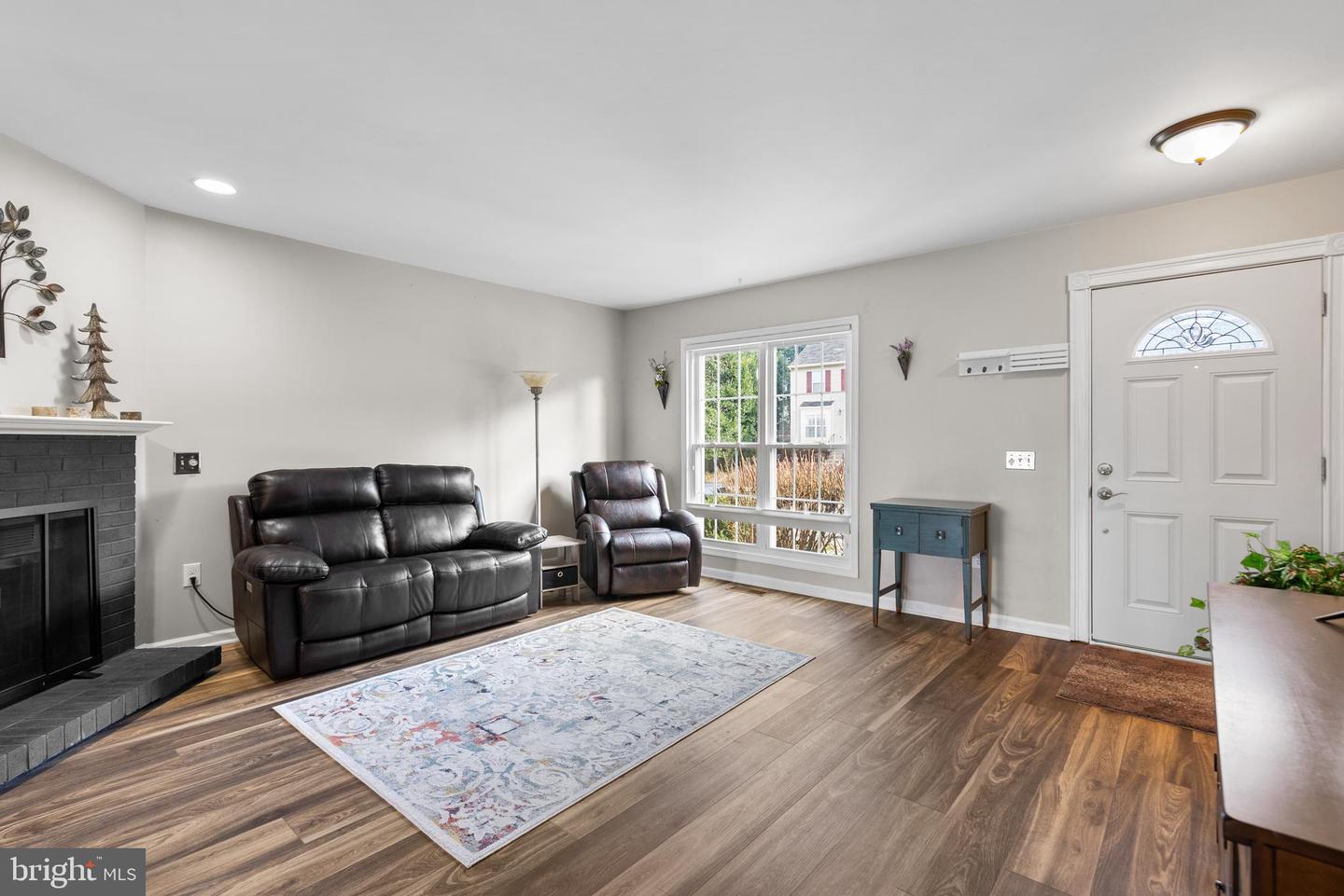 12144 Island View CIRCLE