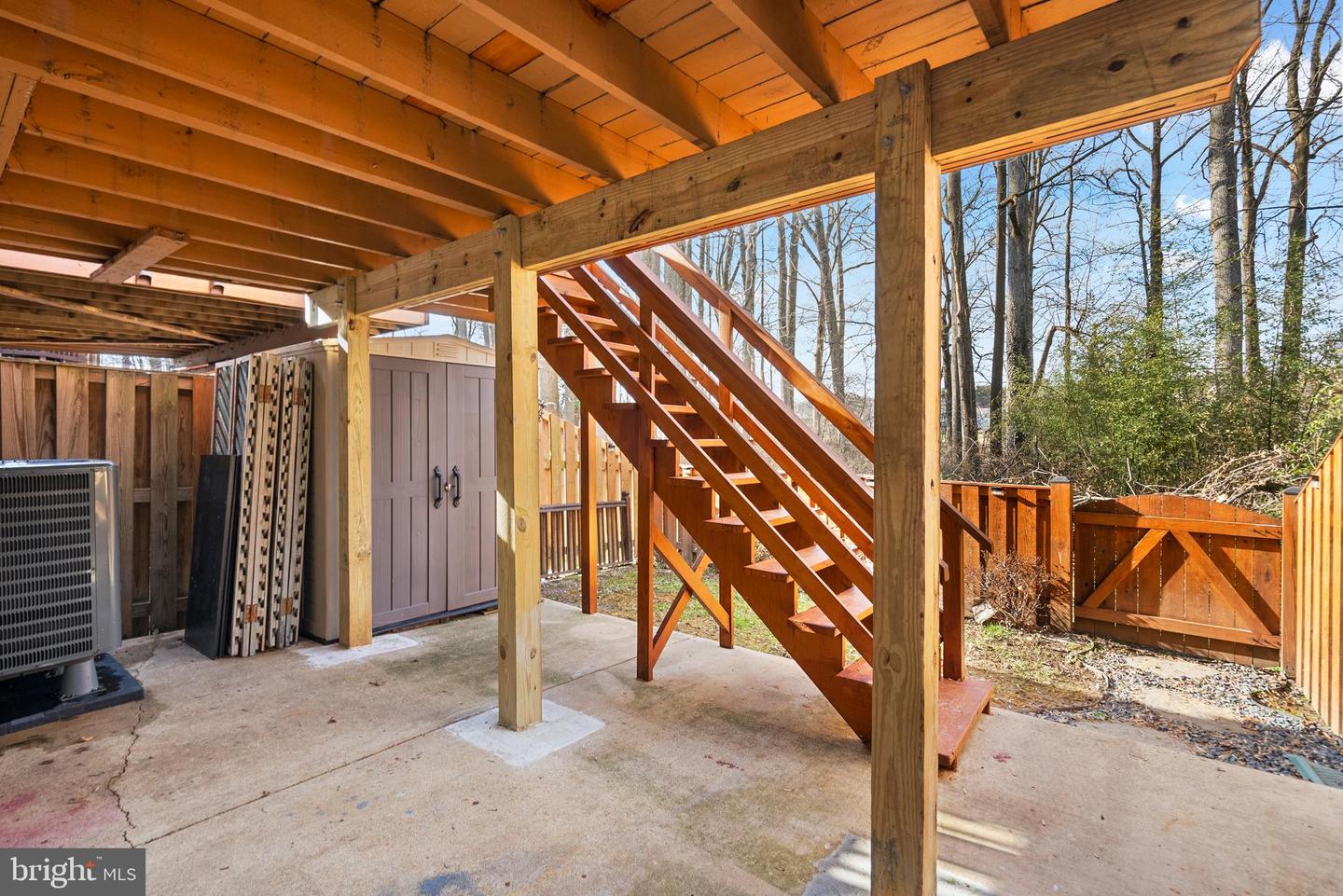 12144 Island View CIRCLE