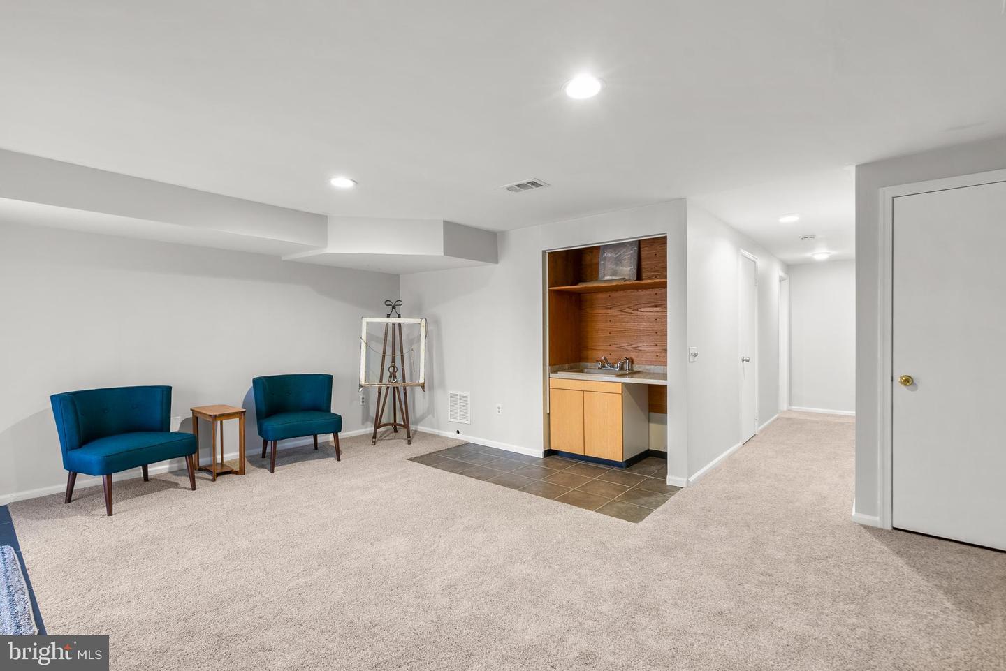 12144 Island View CIRCLE