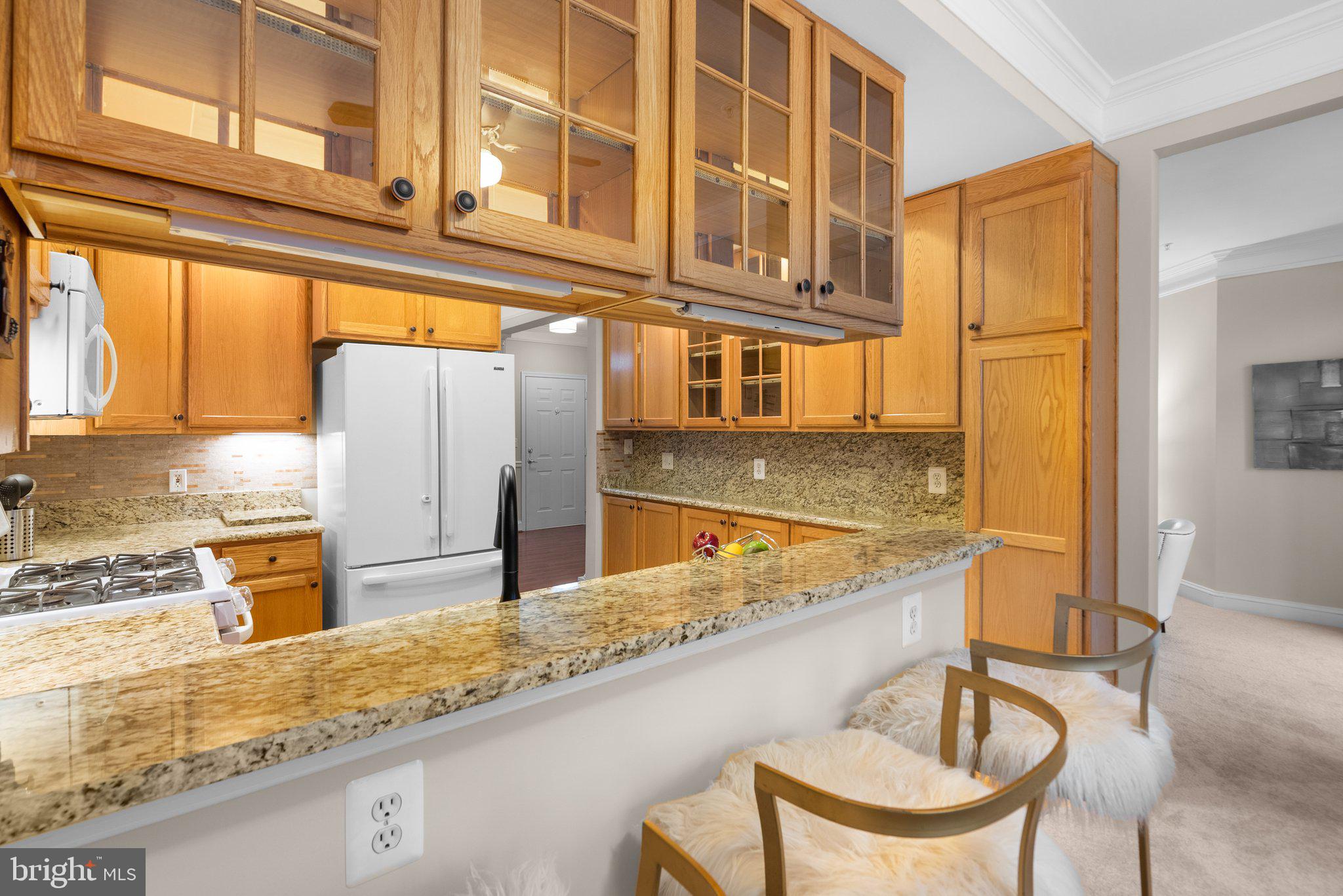 500 King Farm BOULEVARD Unit: 208