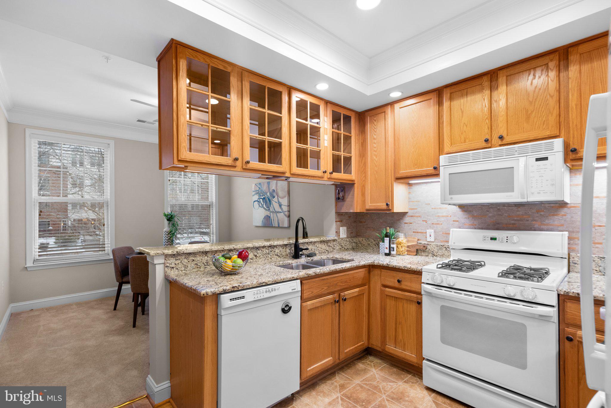 500 King Farm BOULEVARD Unit: 208