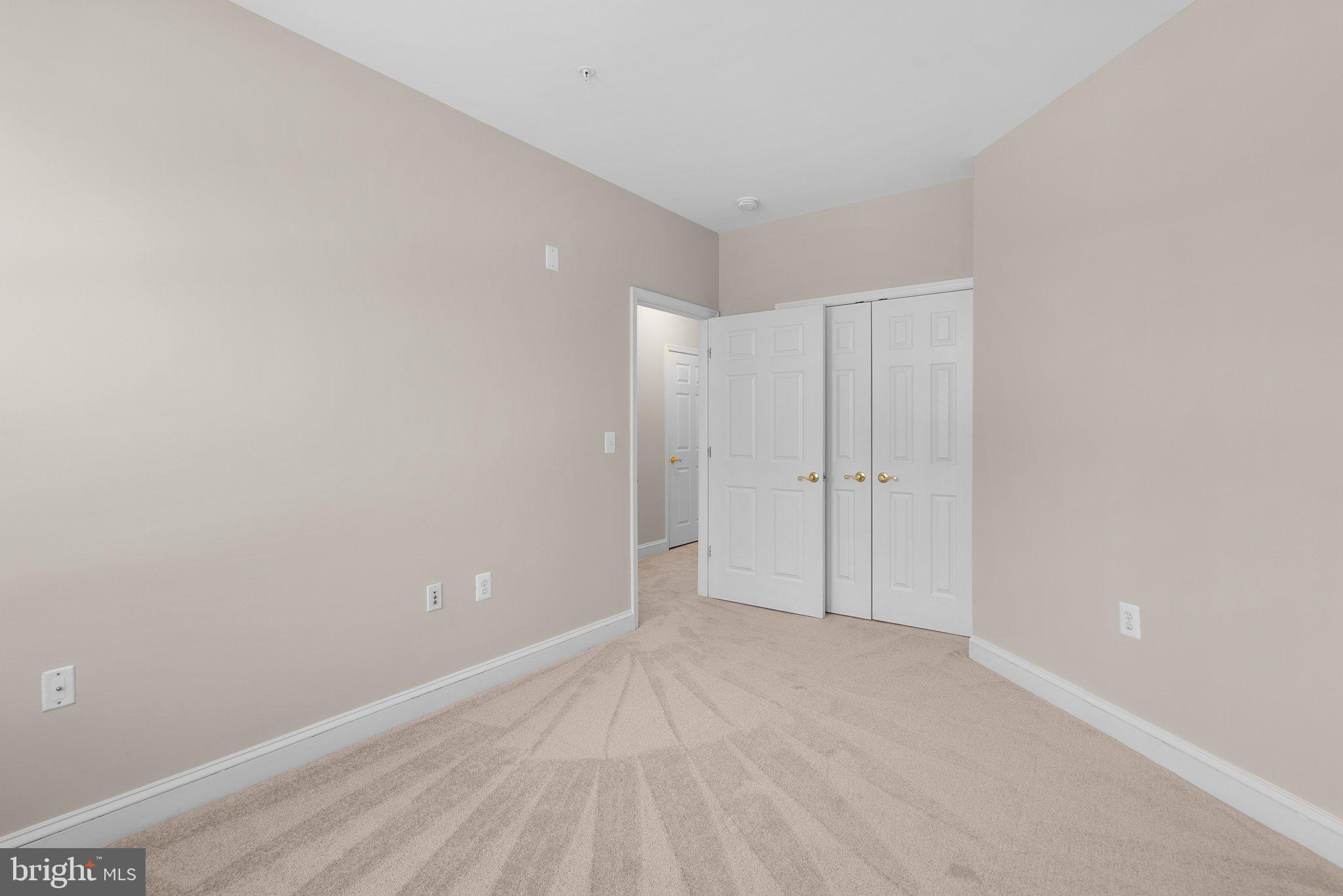 500 King Farm BOULEVARD Unit: 208
