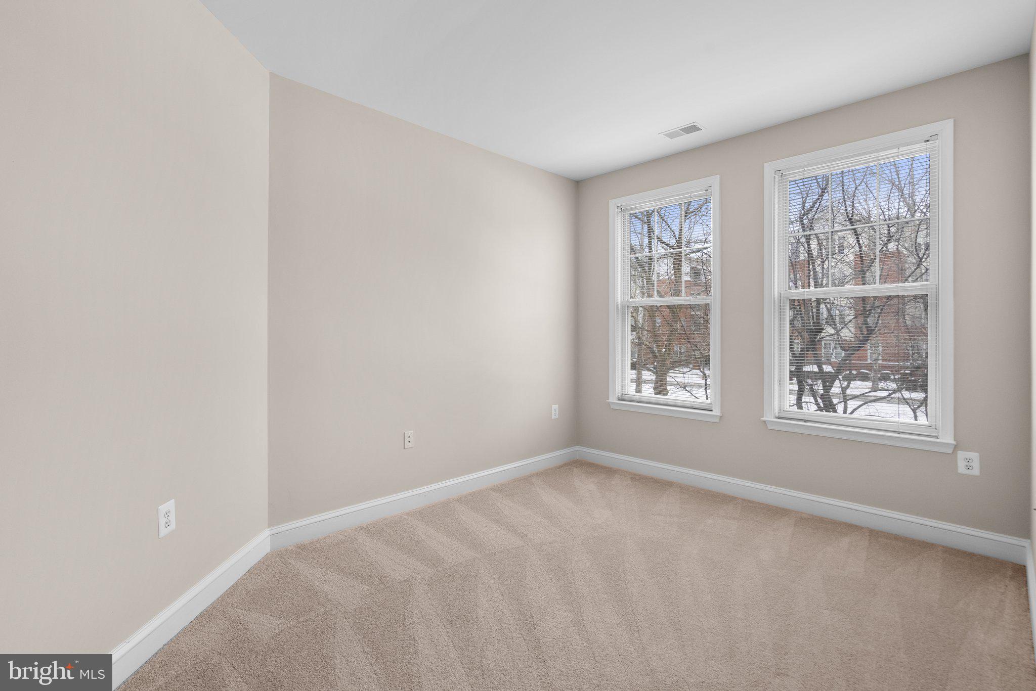 500 King Farm BOULEVARD Unit: 208