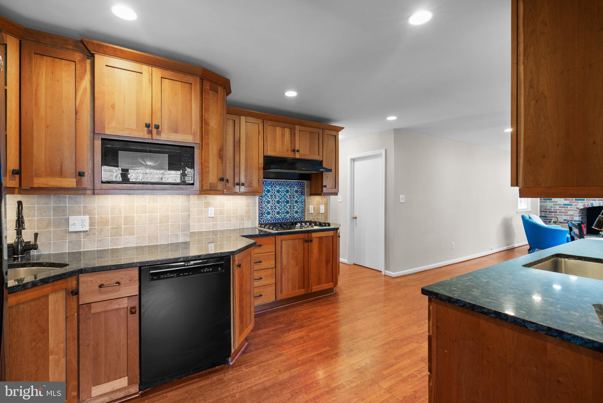 9105 Cherbourg Drive