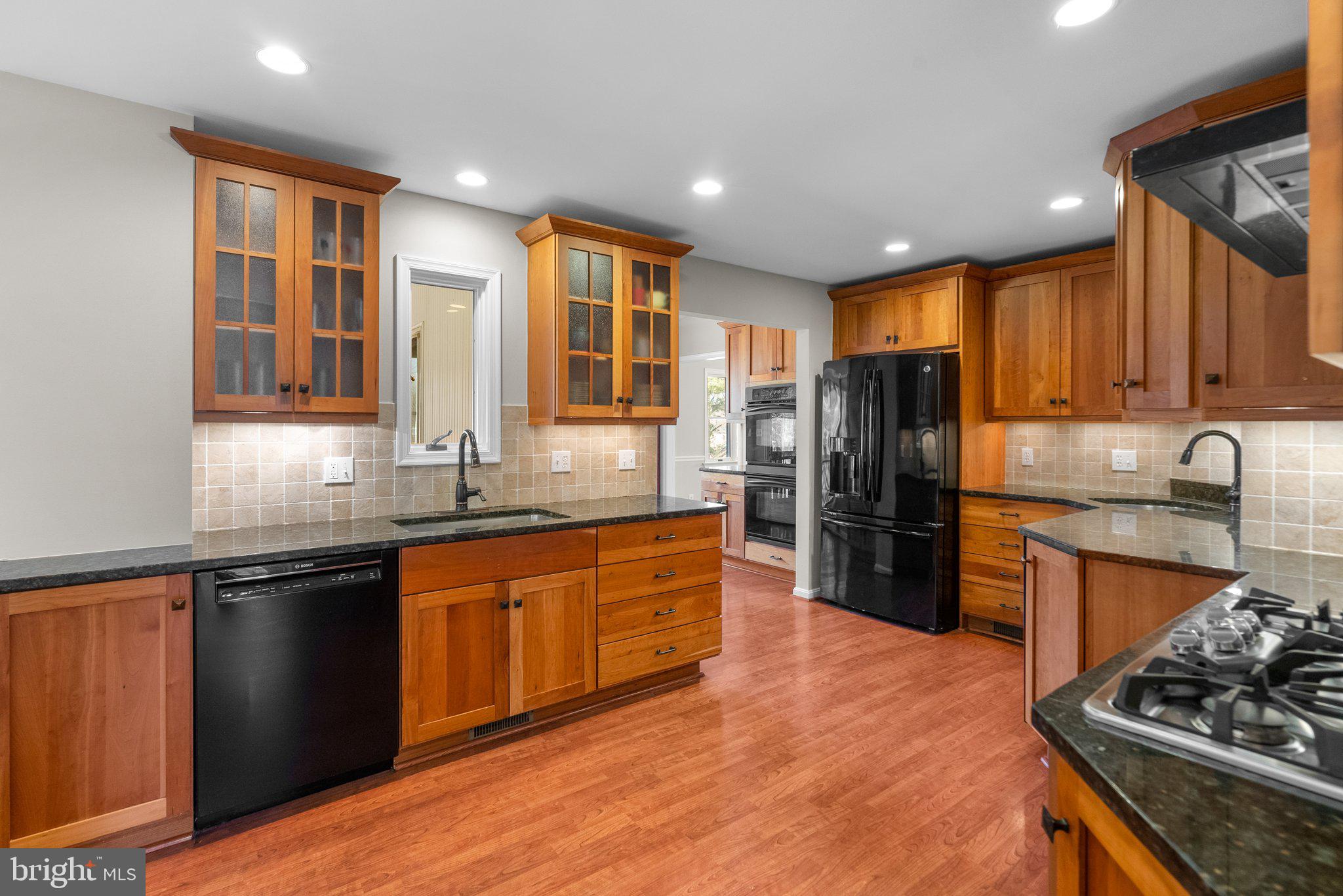 9105 Cherbourg Drive
