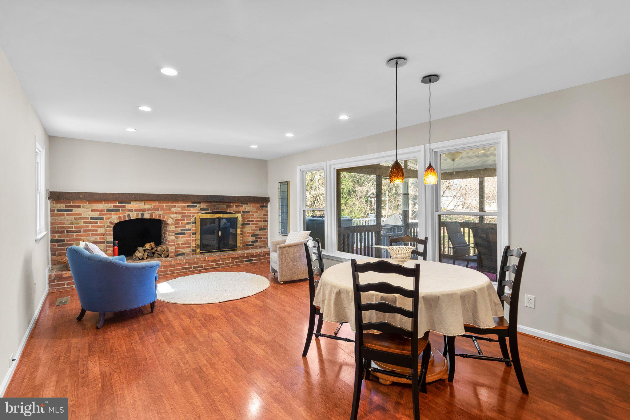 9105 Cherbourg Drive
