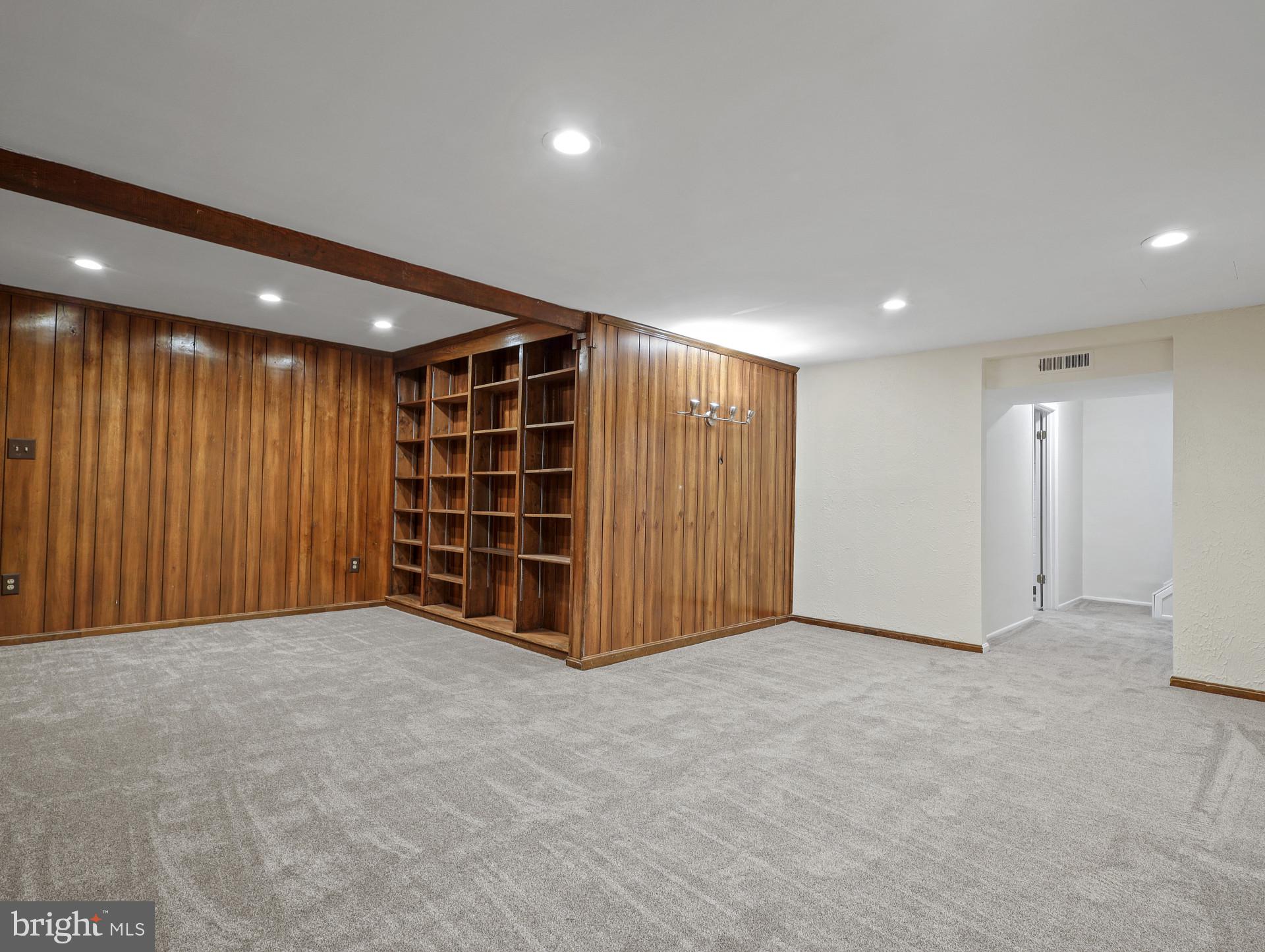 10735 Bucknell #17