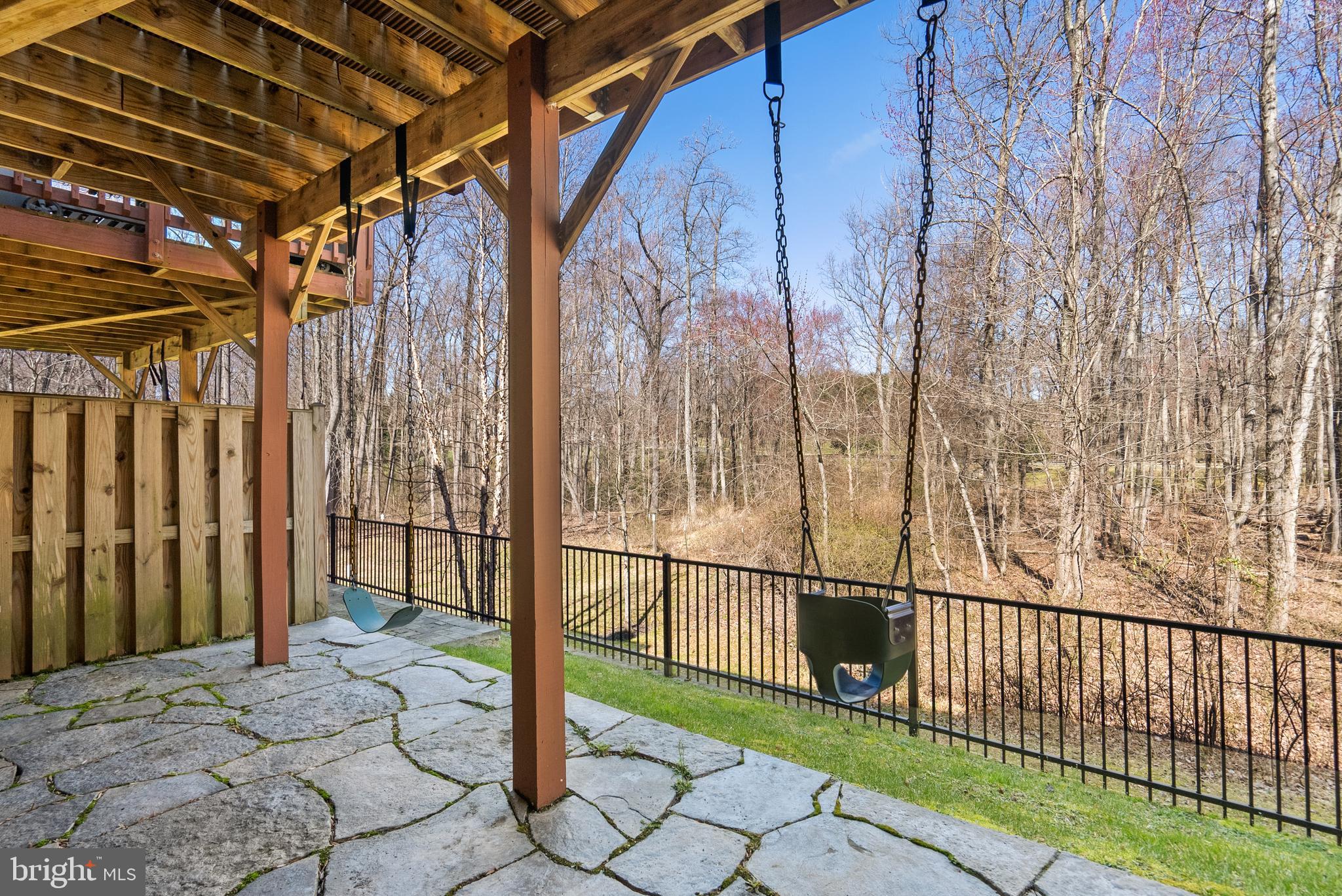 15527 Thistlebridge Ct