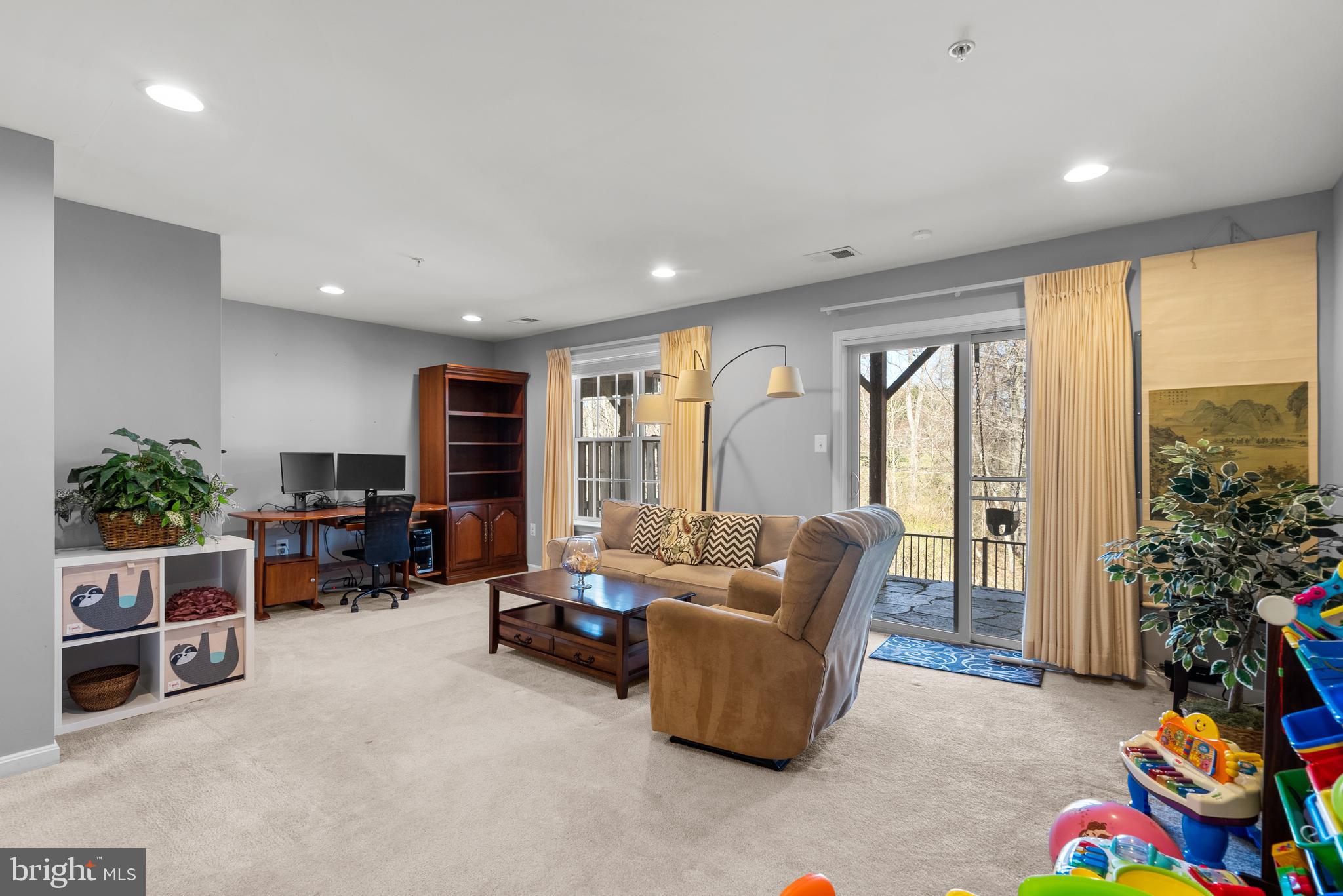 15527 Thistlebridge Ct