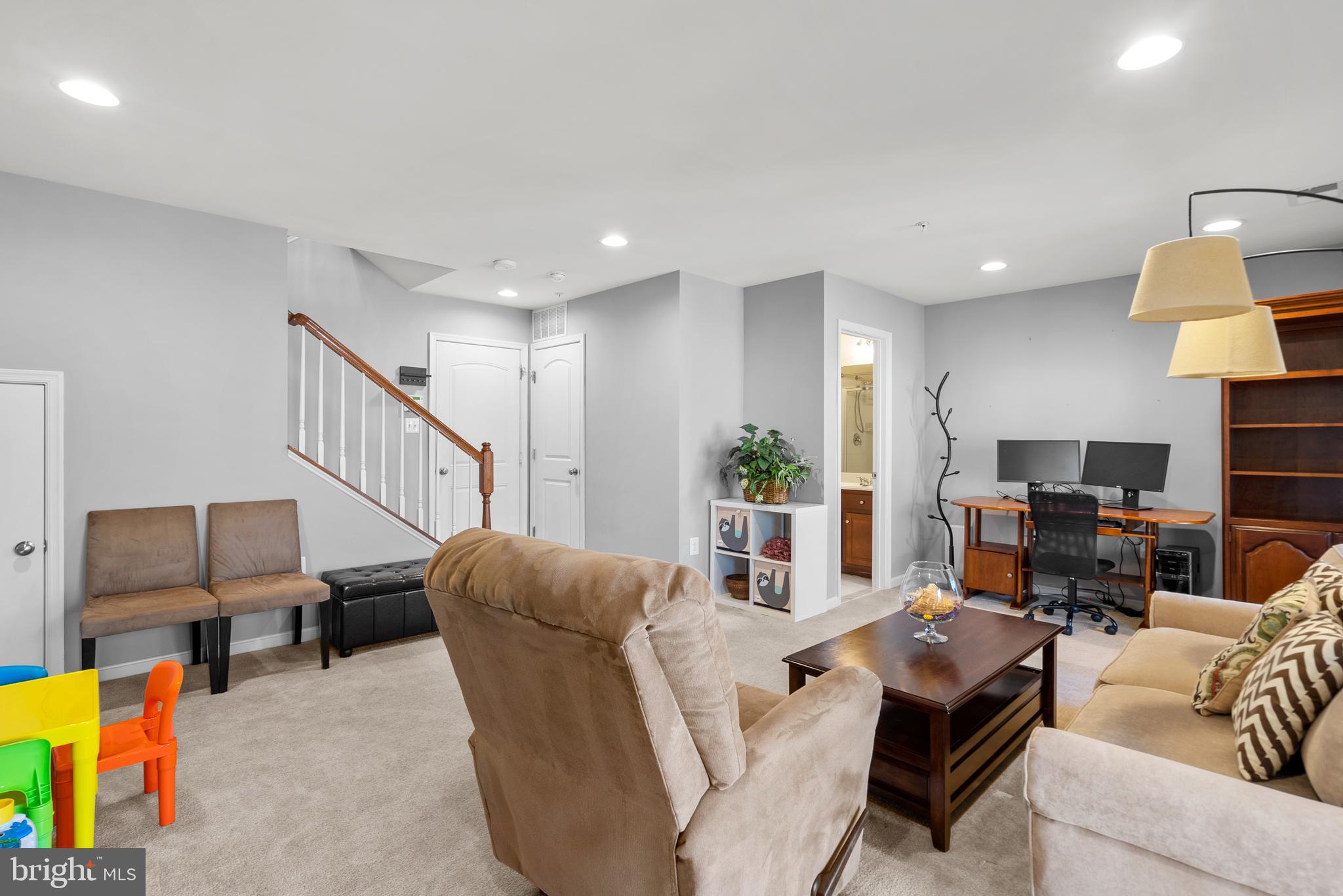 15527 Thistlebridge Ct