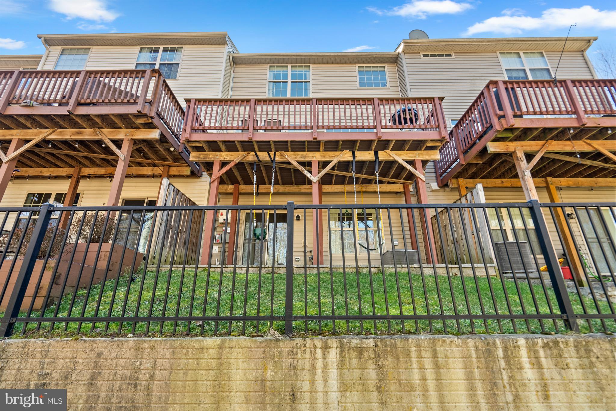 15527 Thistlebridge Ct