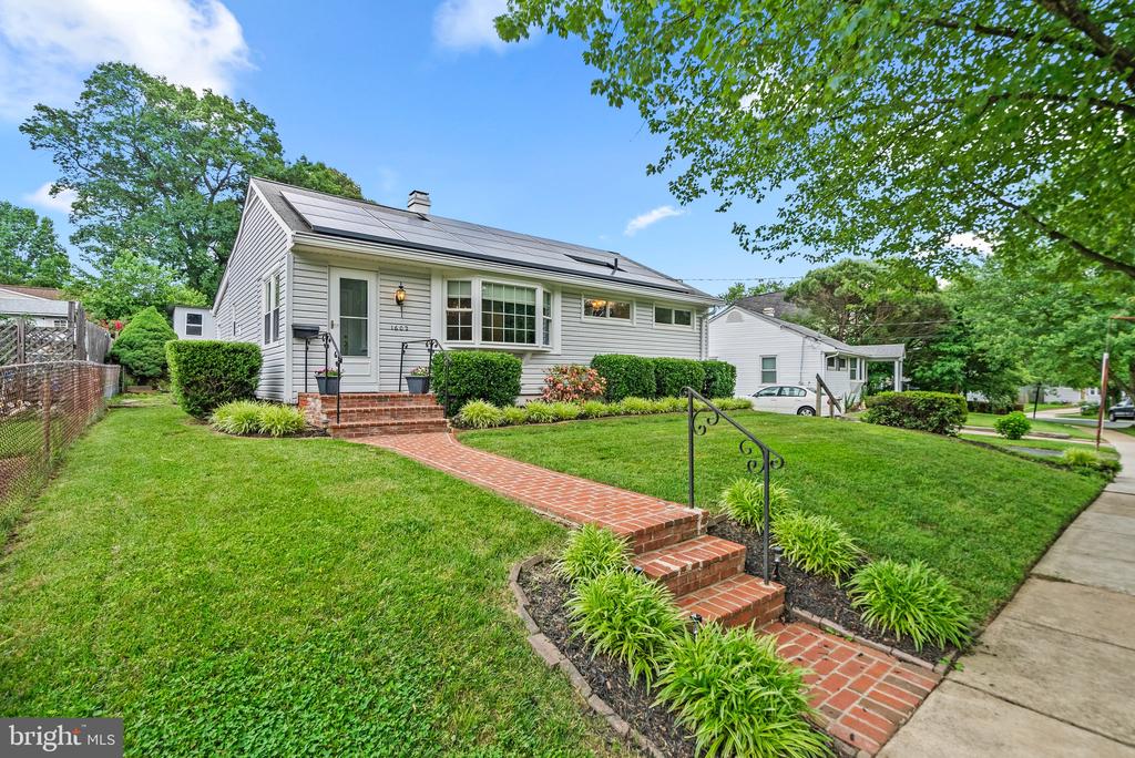 1602 Henry Rd