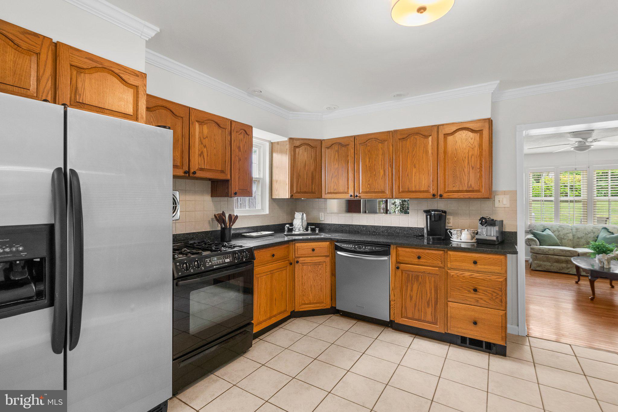 1602 Henry Rd