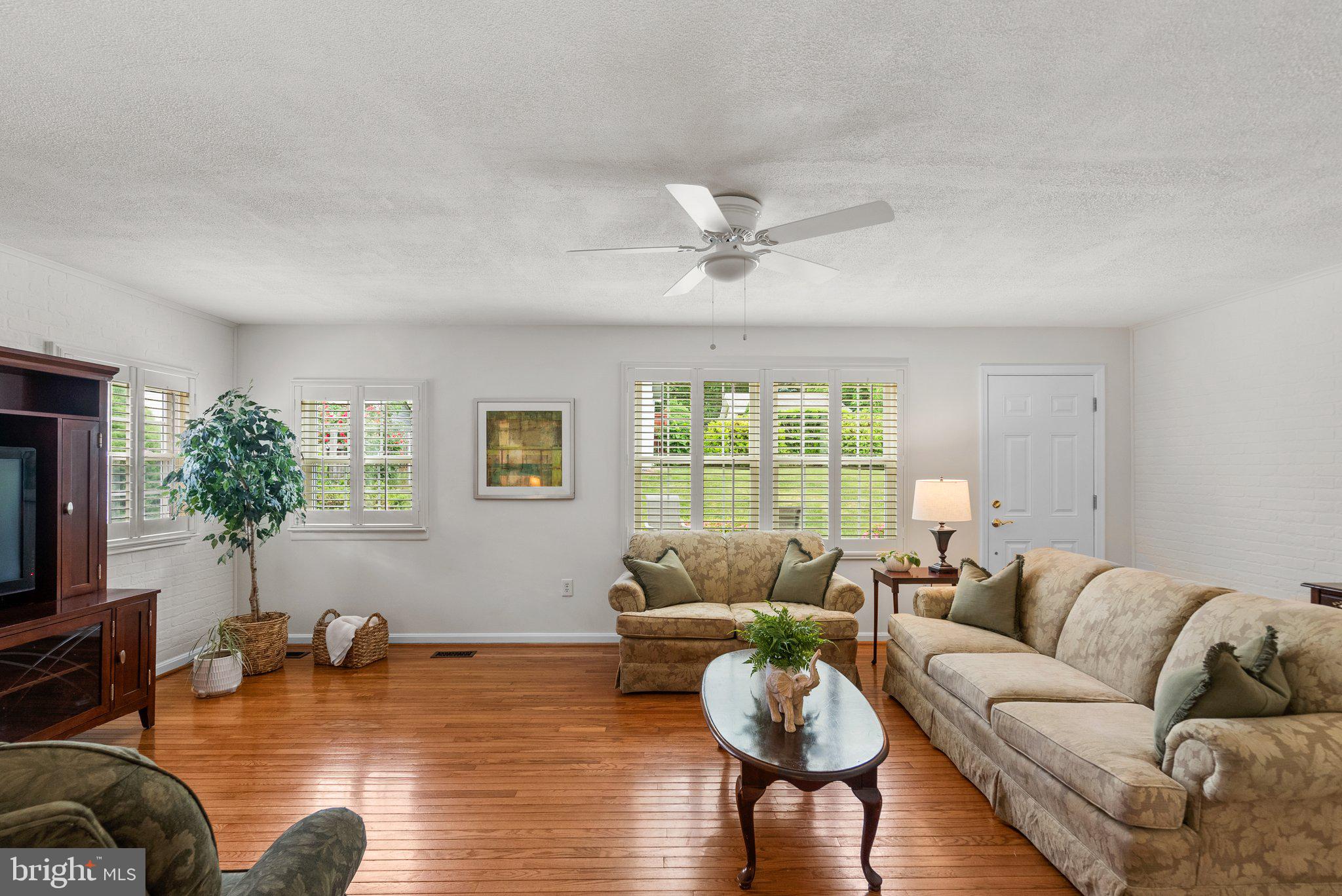 1602 Henry Rd