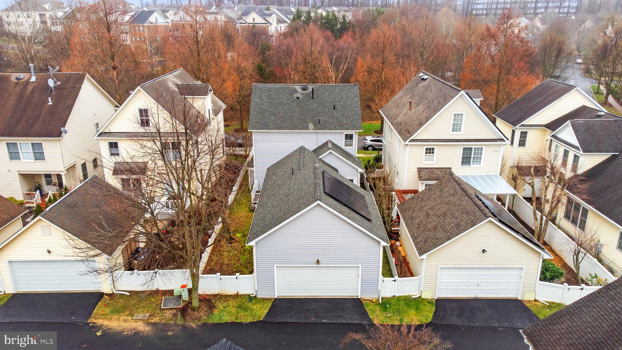 215 Creek Valley Ln
