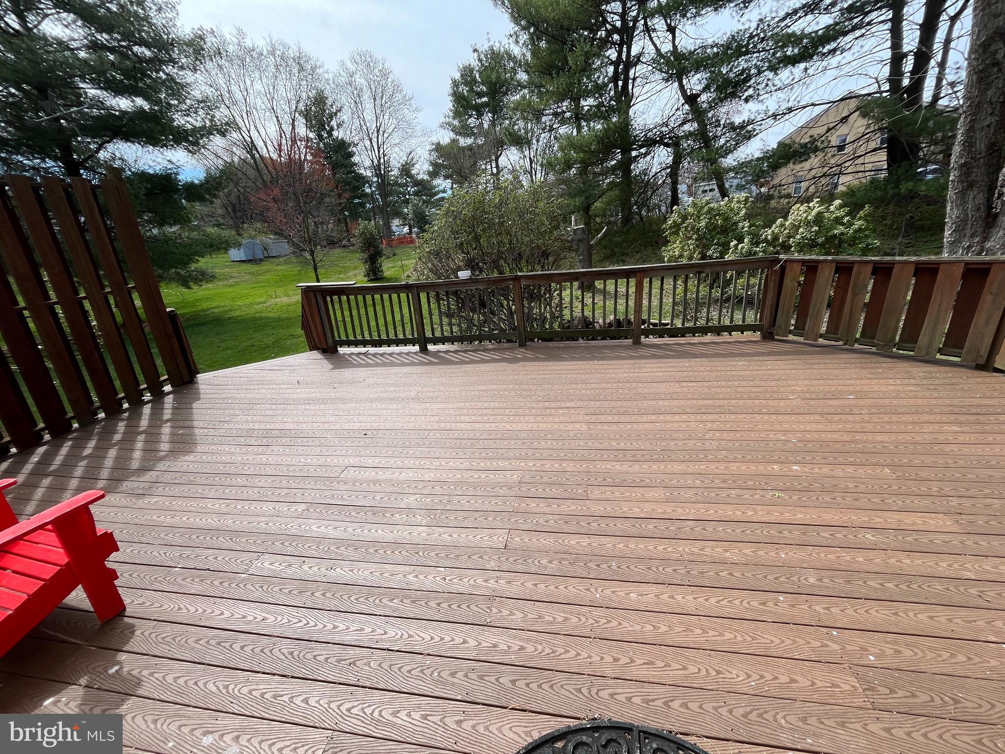 15705 Anamosa Dr