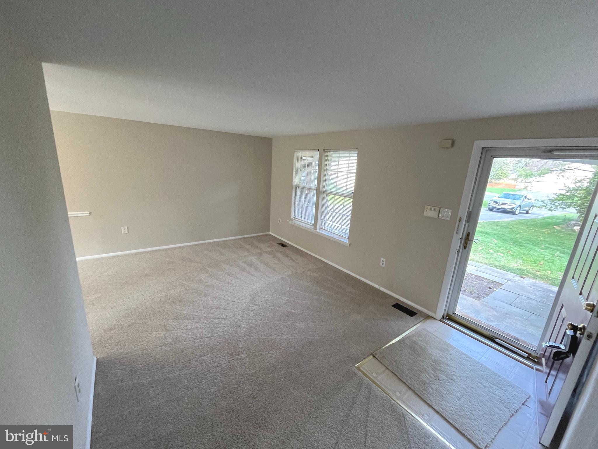 15705 Anamosa Dr