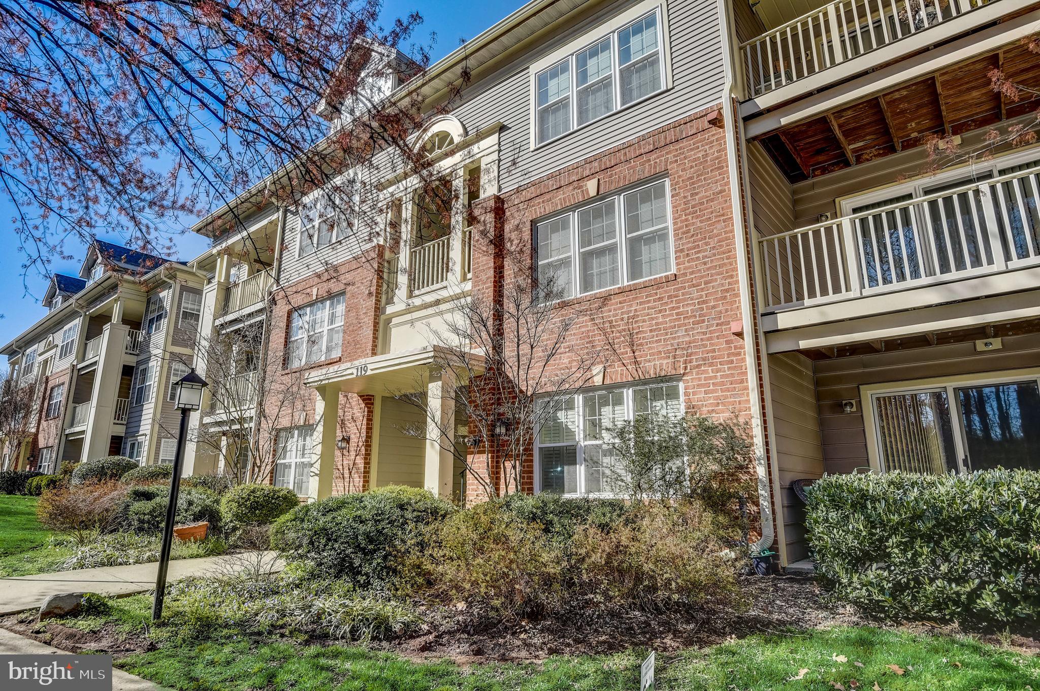 119 Timberbrook Ln #T-103