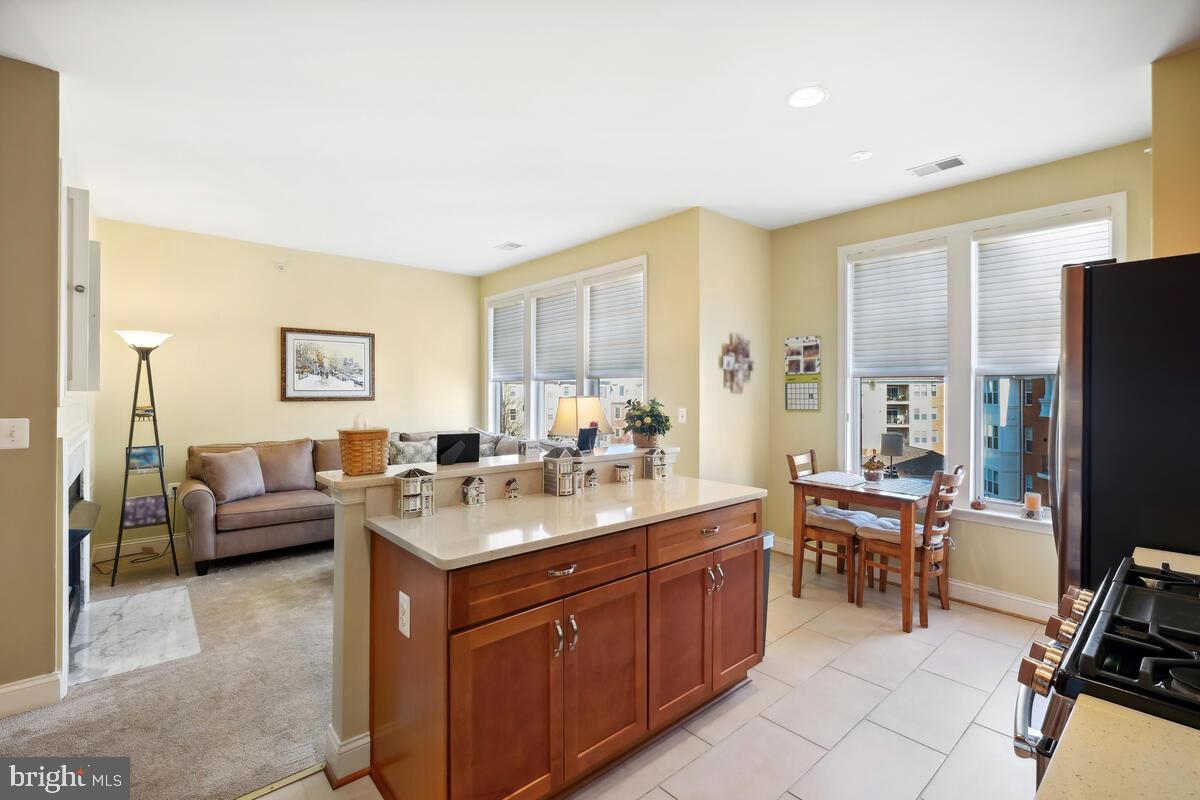 140 Chevy Chase St #404