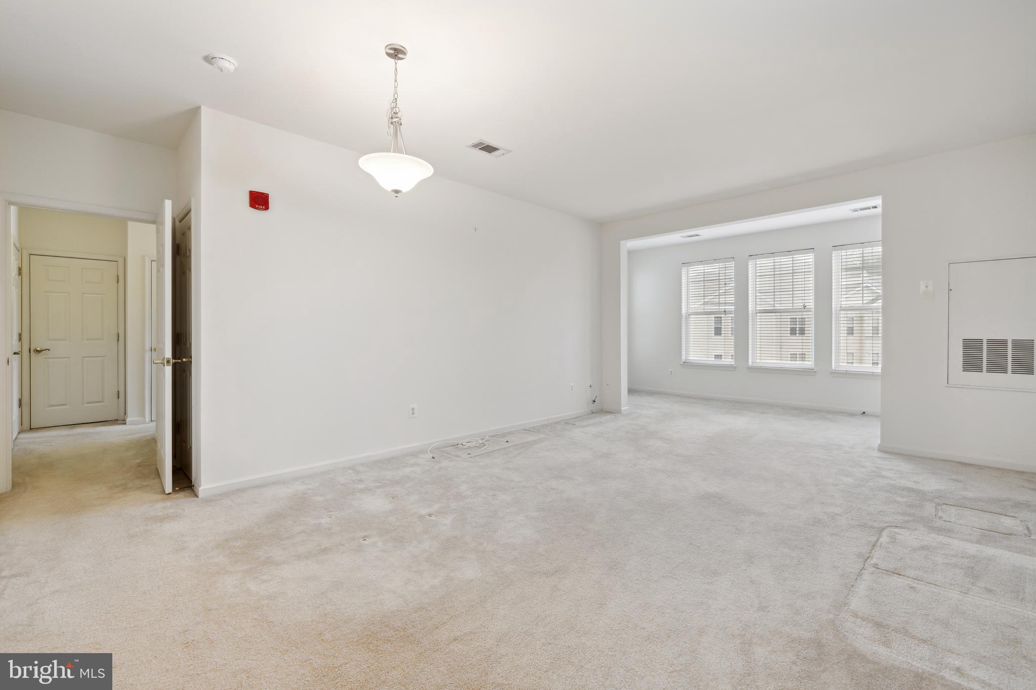 310 High Gables Dr #407