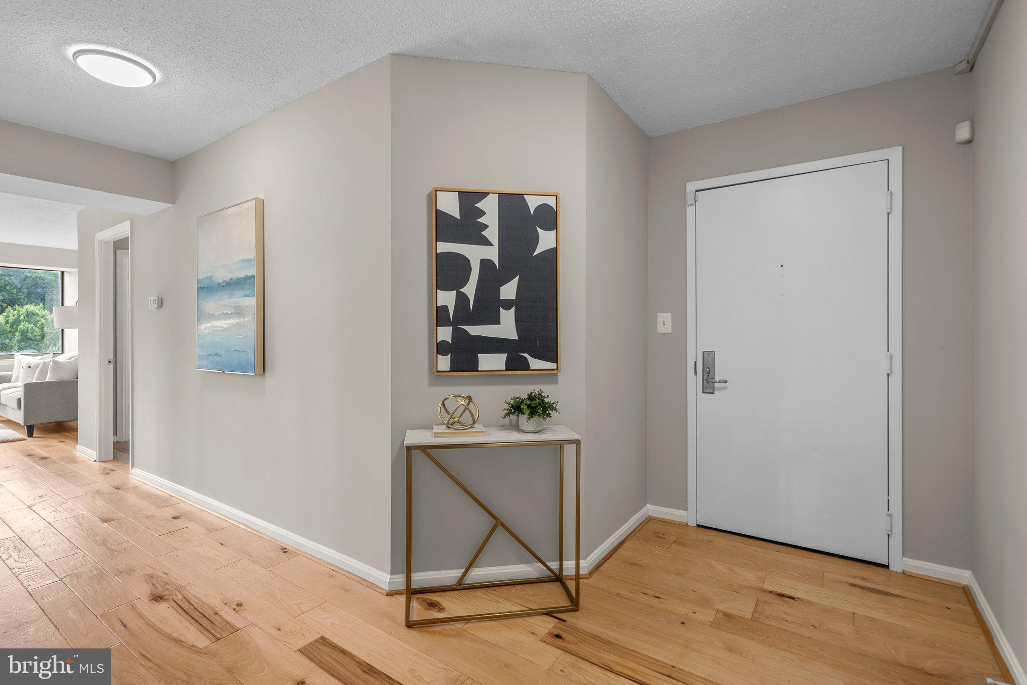 10101 Grosvenor Pl #805