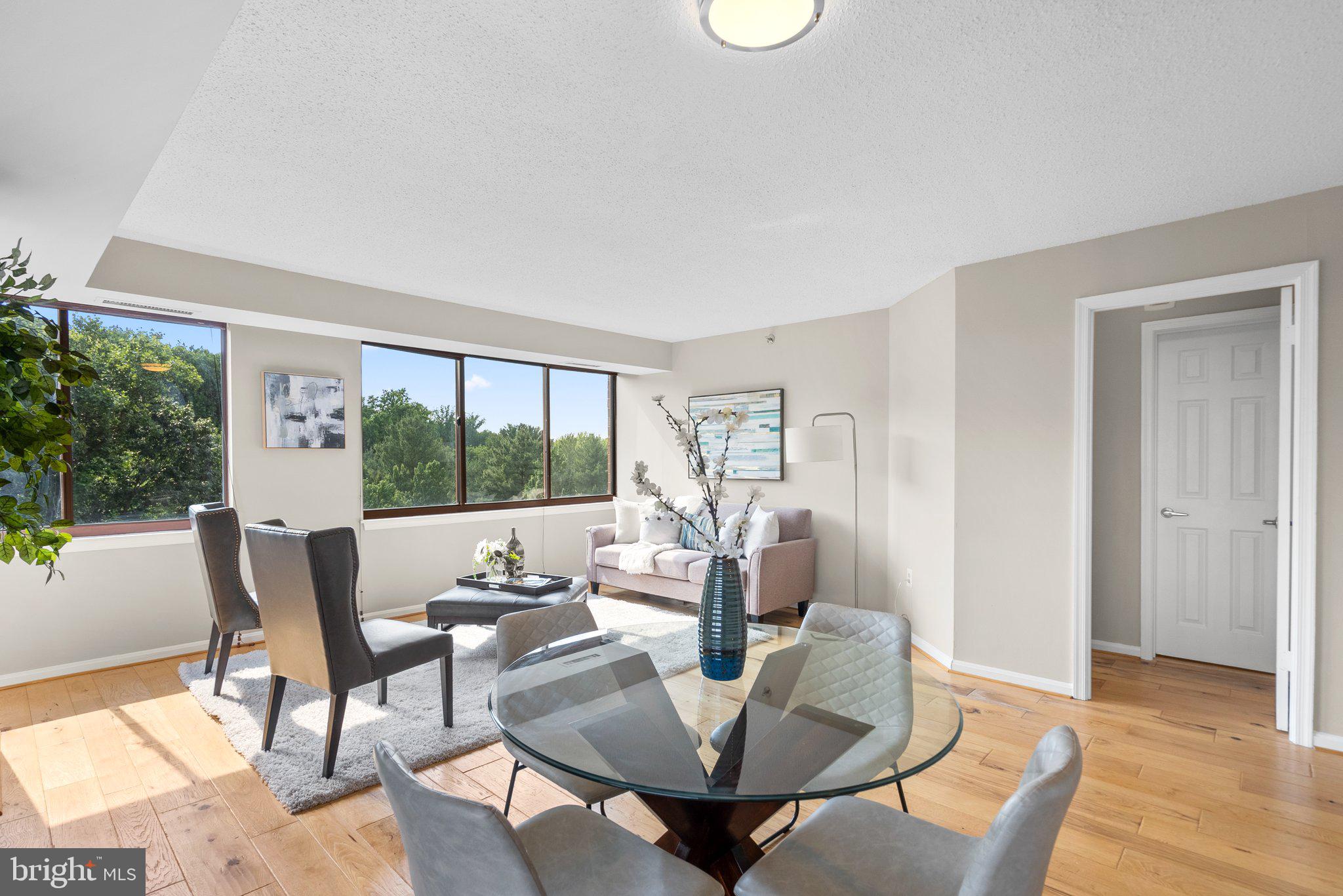 10101 Grosvenor Pl #805