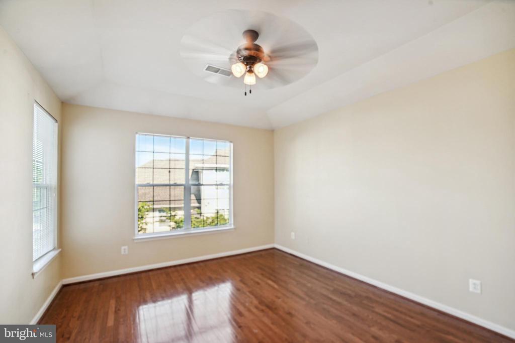 12709 FOUND STONE RD #6-302