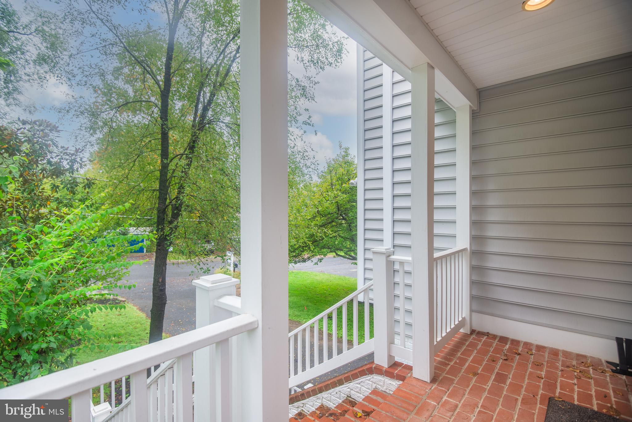 3303 Decatur Ave
