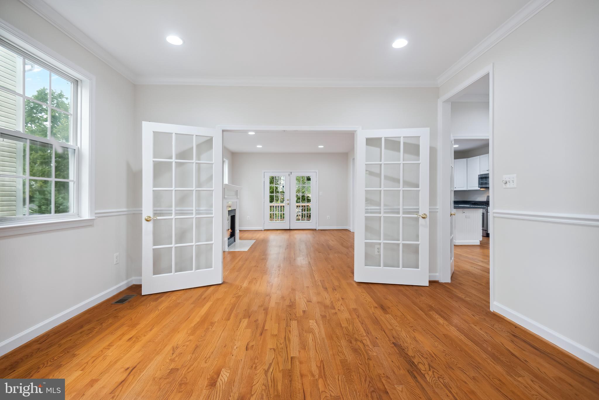 3303 Decatur Ave