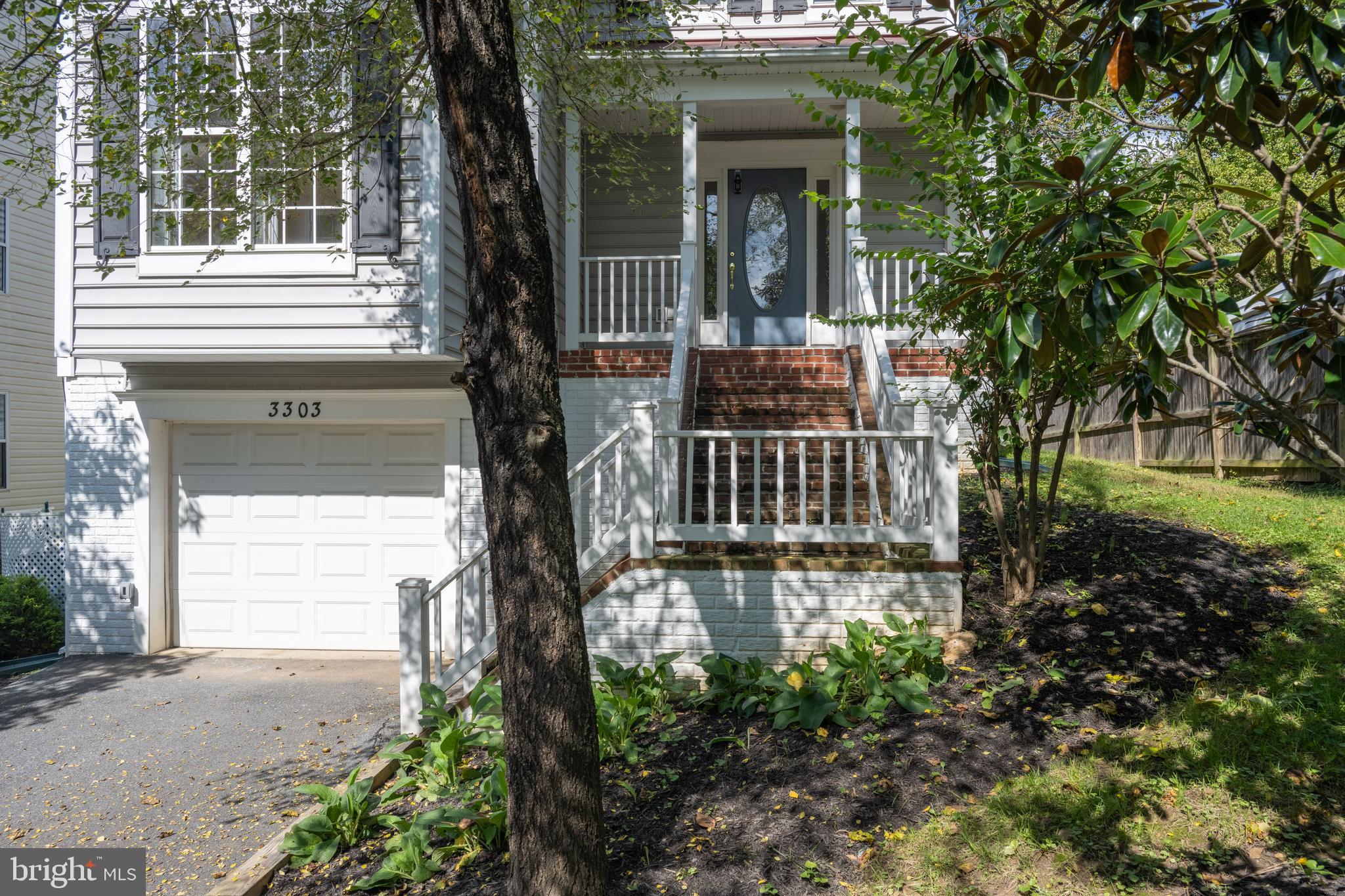 3303 Decatur Ave
