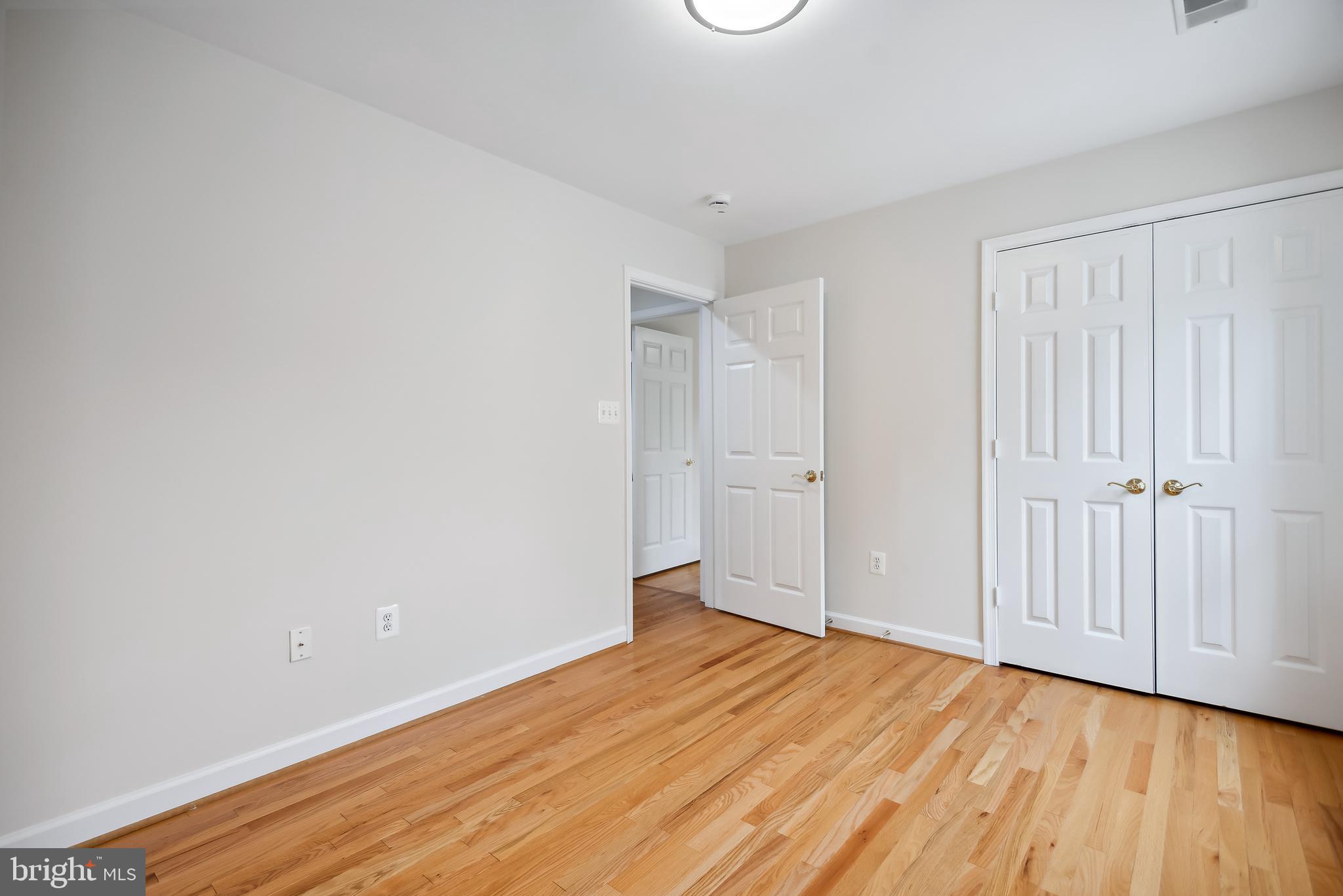 3303 Decatur Ave