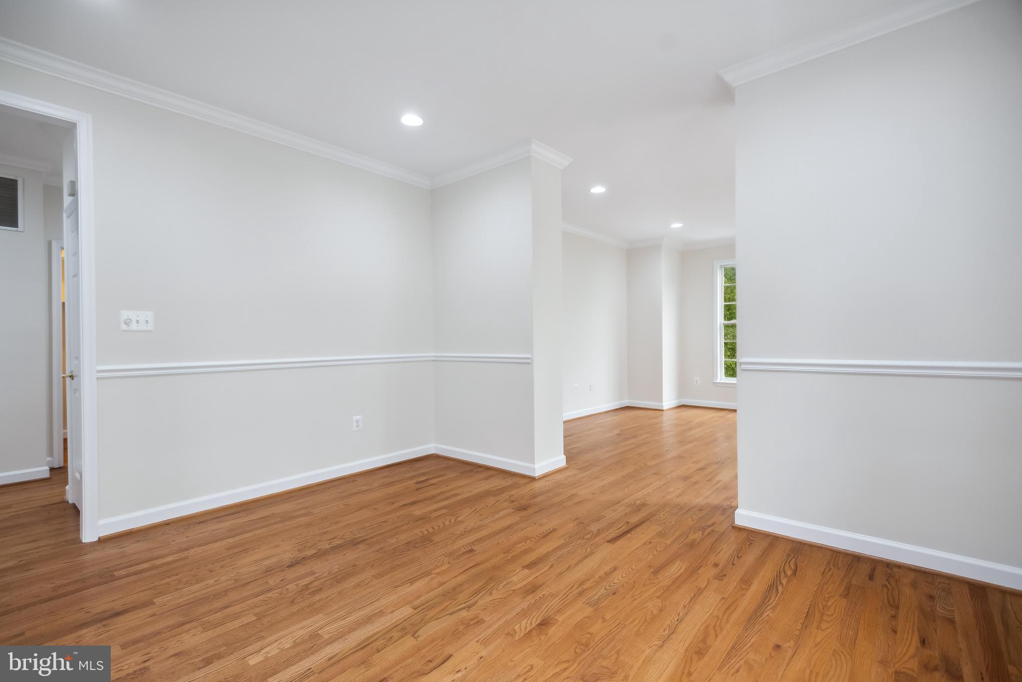 3303 Decatur Ave