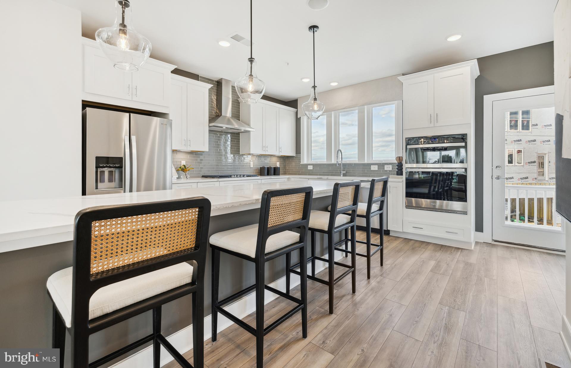 22325 Kenner Dr