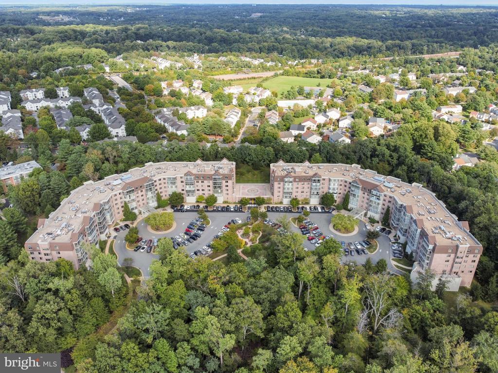 2901 S Leisure World Blvd #218