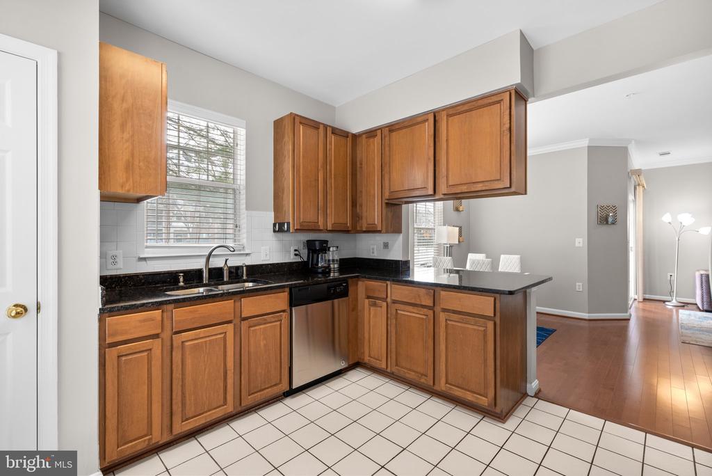 101 Watkins Pond Blvd #4-103