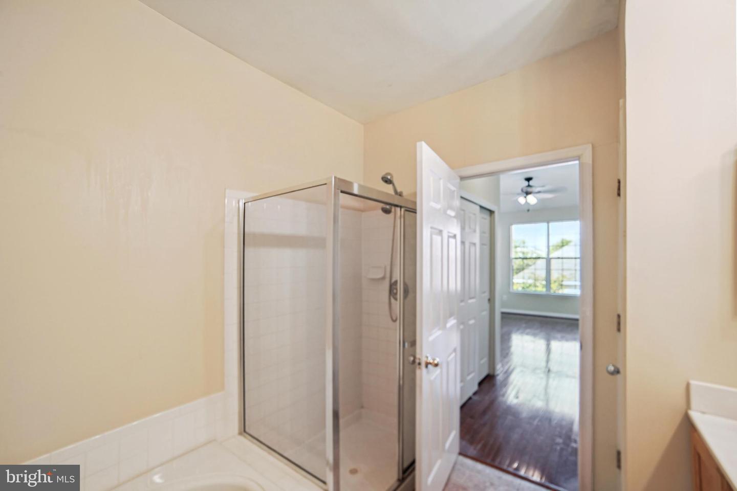 12709 FOUND STONE RD #6-302
