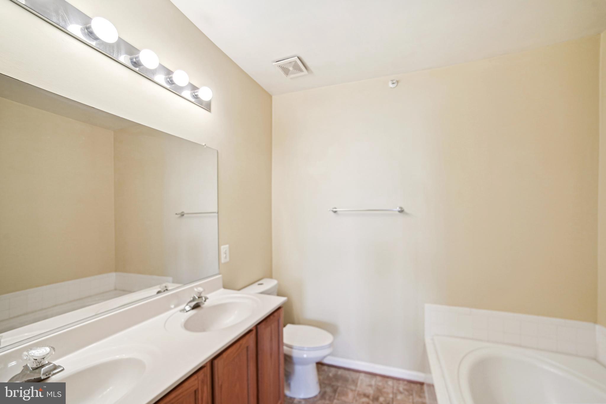 12709 FOUND STONE RD #6-302