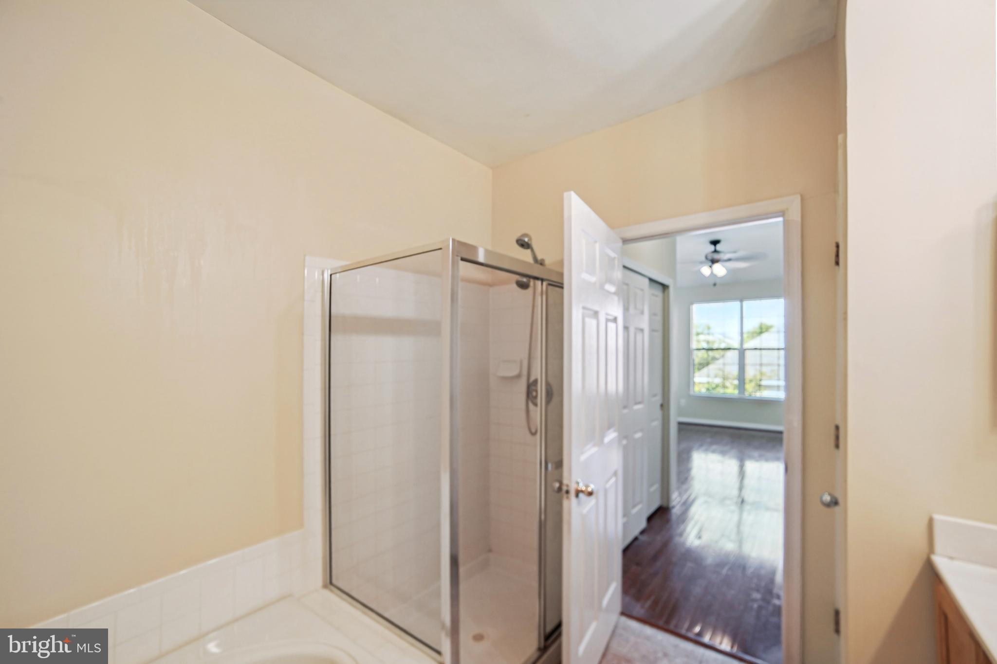 12709 FOUND STONE RD #6-302