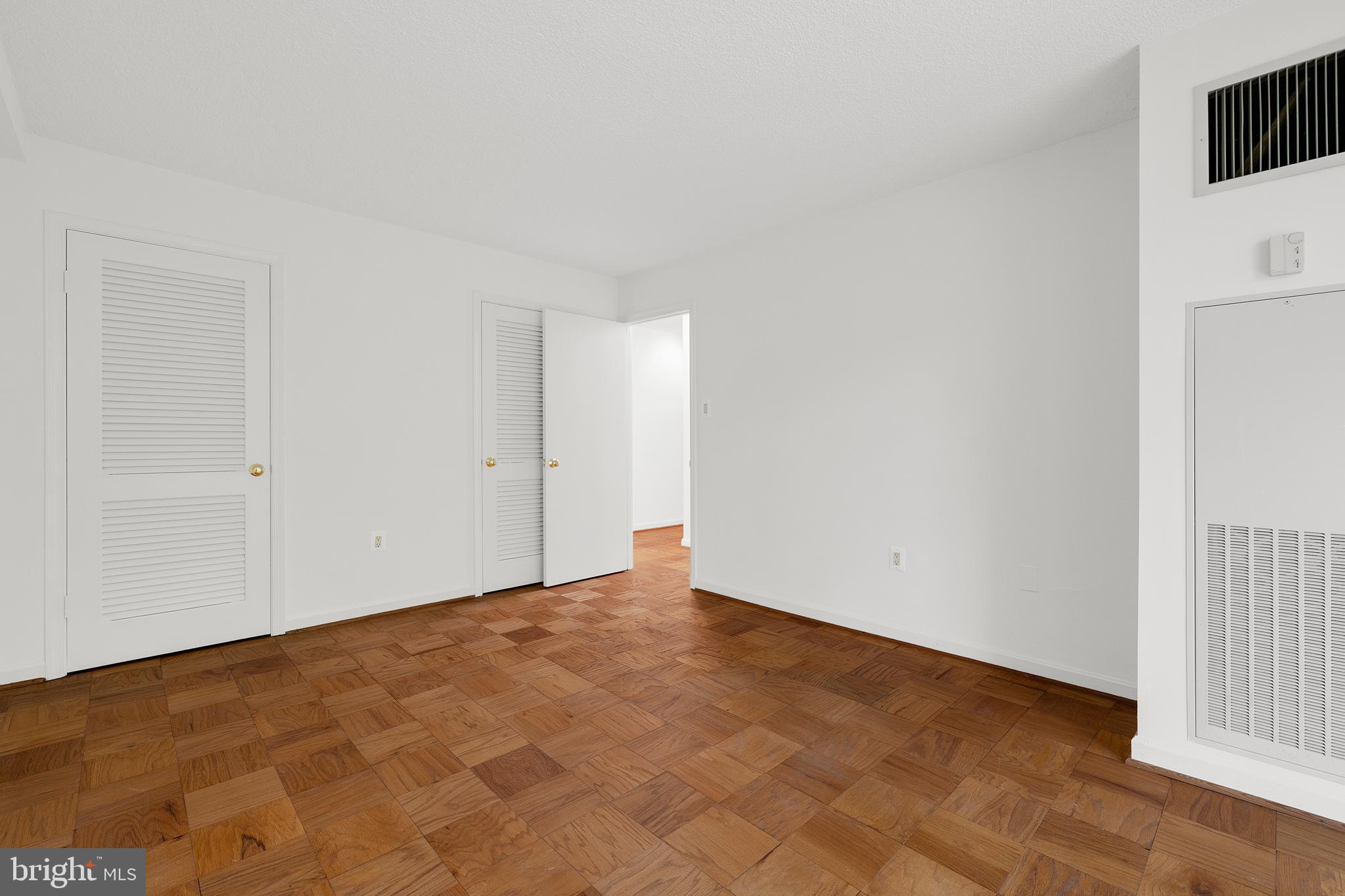 2100 WASHINGTON AVENUE 3-C